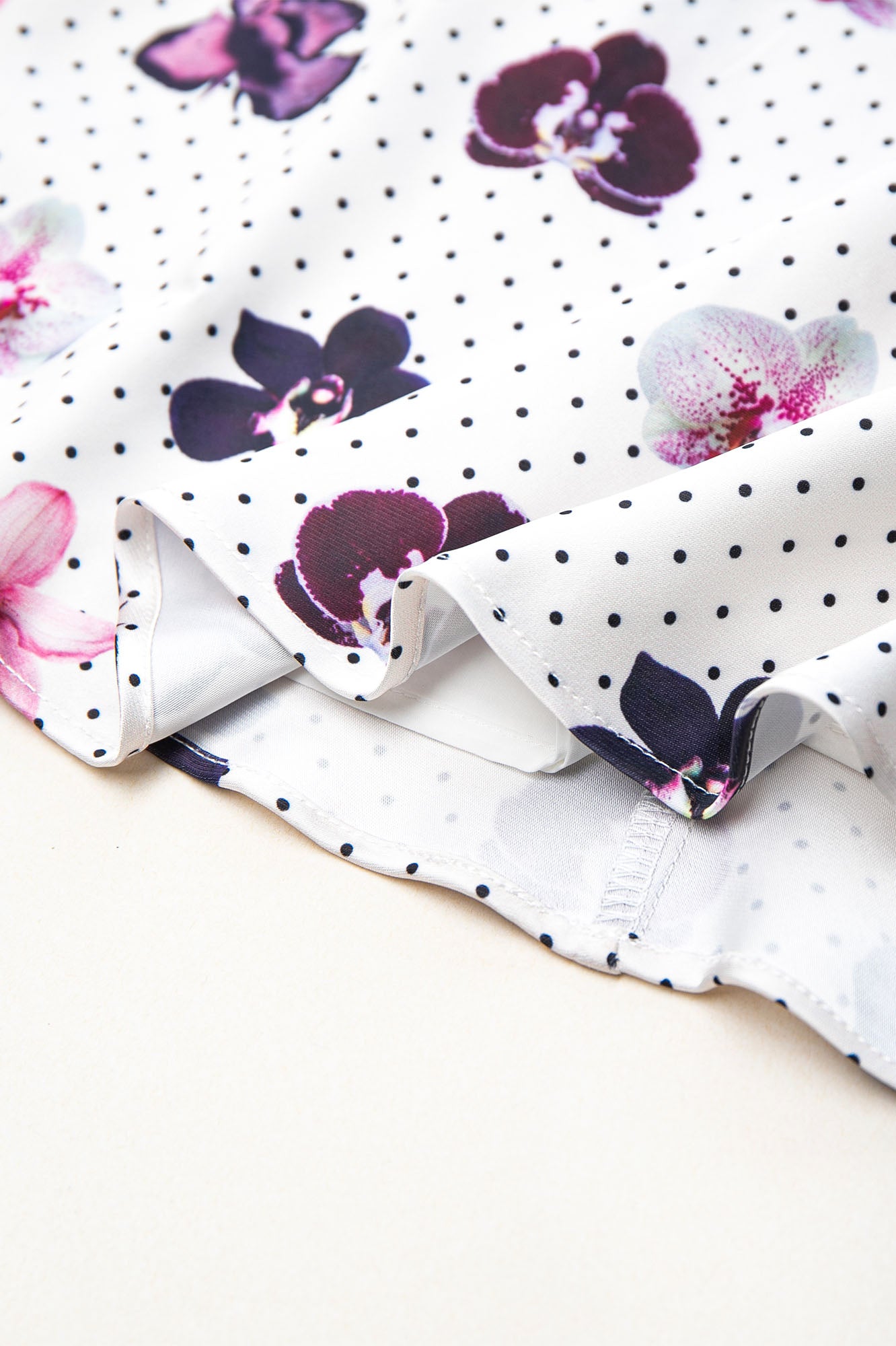 LEONSENSE Moth Orchid & Dot Mini Skirt