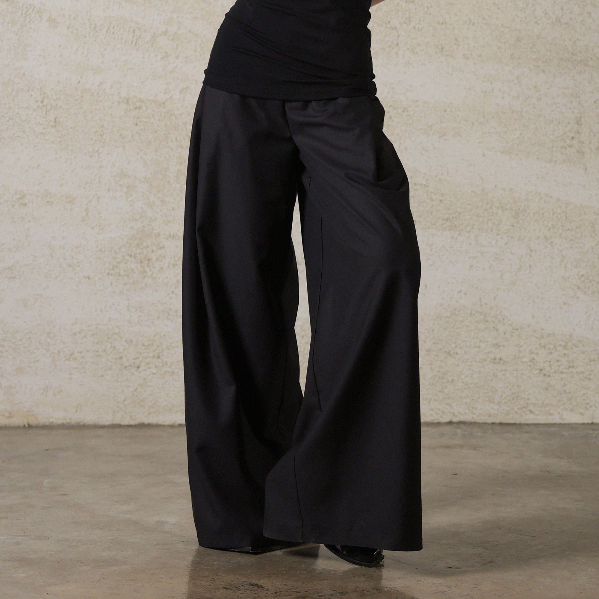 WUHEYIZUO Essential Side-Pleated Wide-Leg Pants