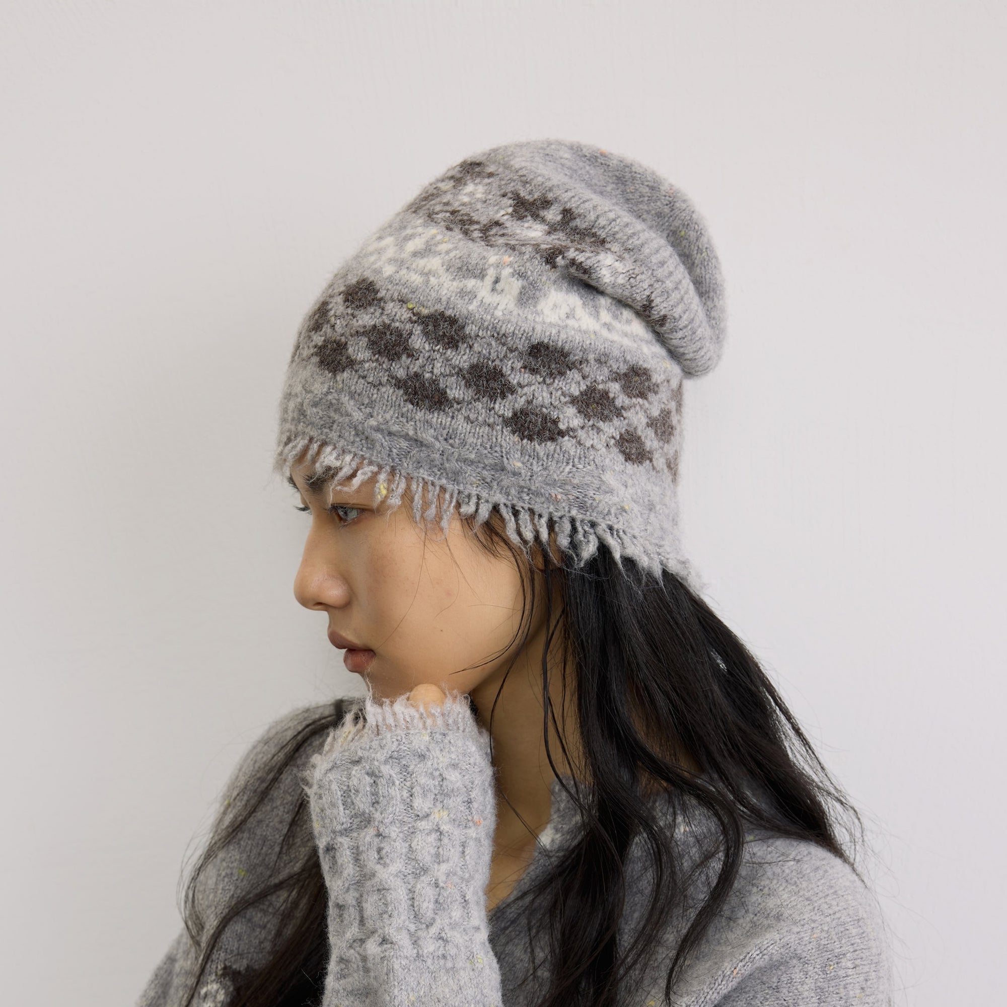 SAME FLOW Raw Edge Jacquard Wool-Blend Beanie