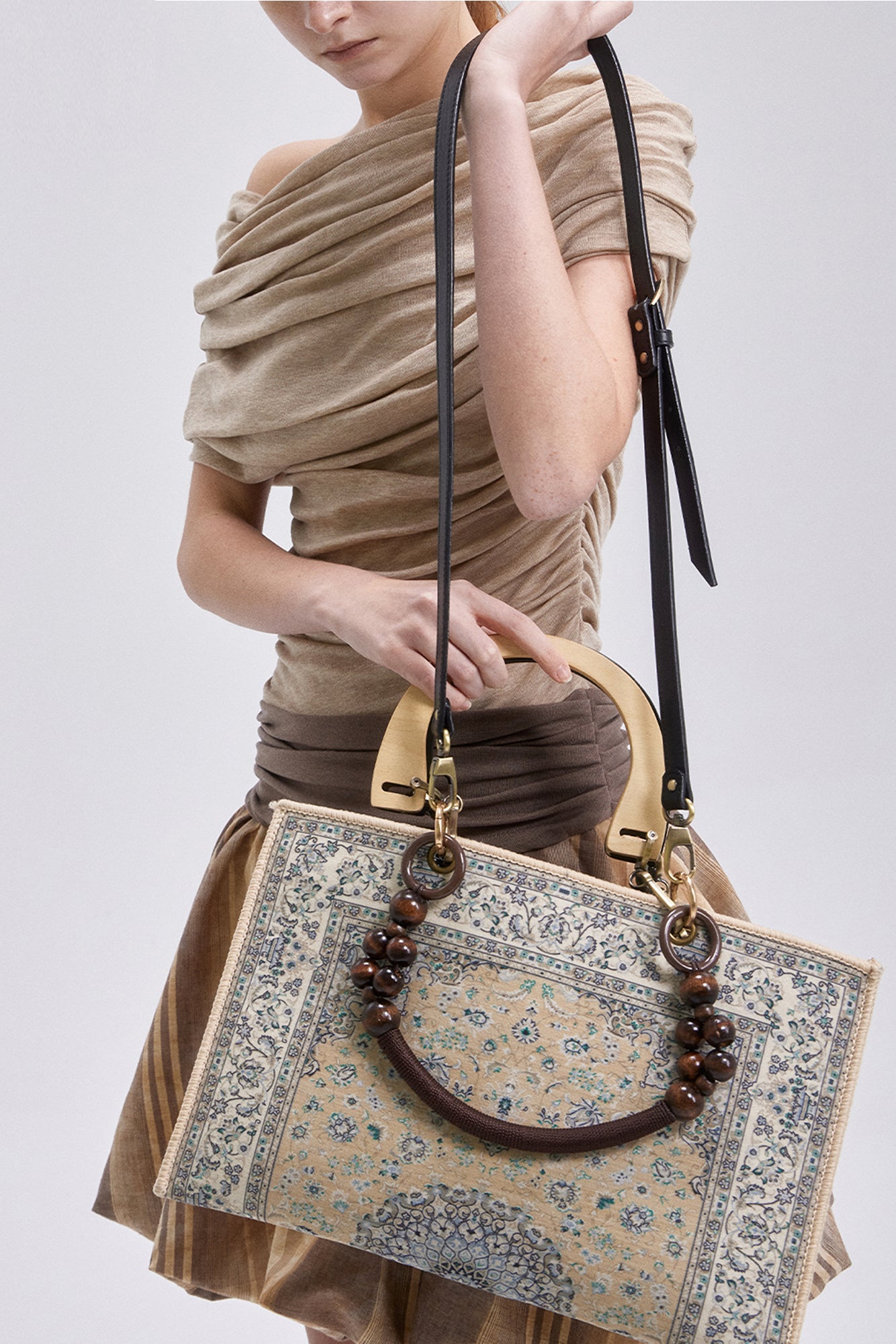 VERSION9 Tapestry Beaded Handle Tote Bag