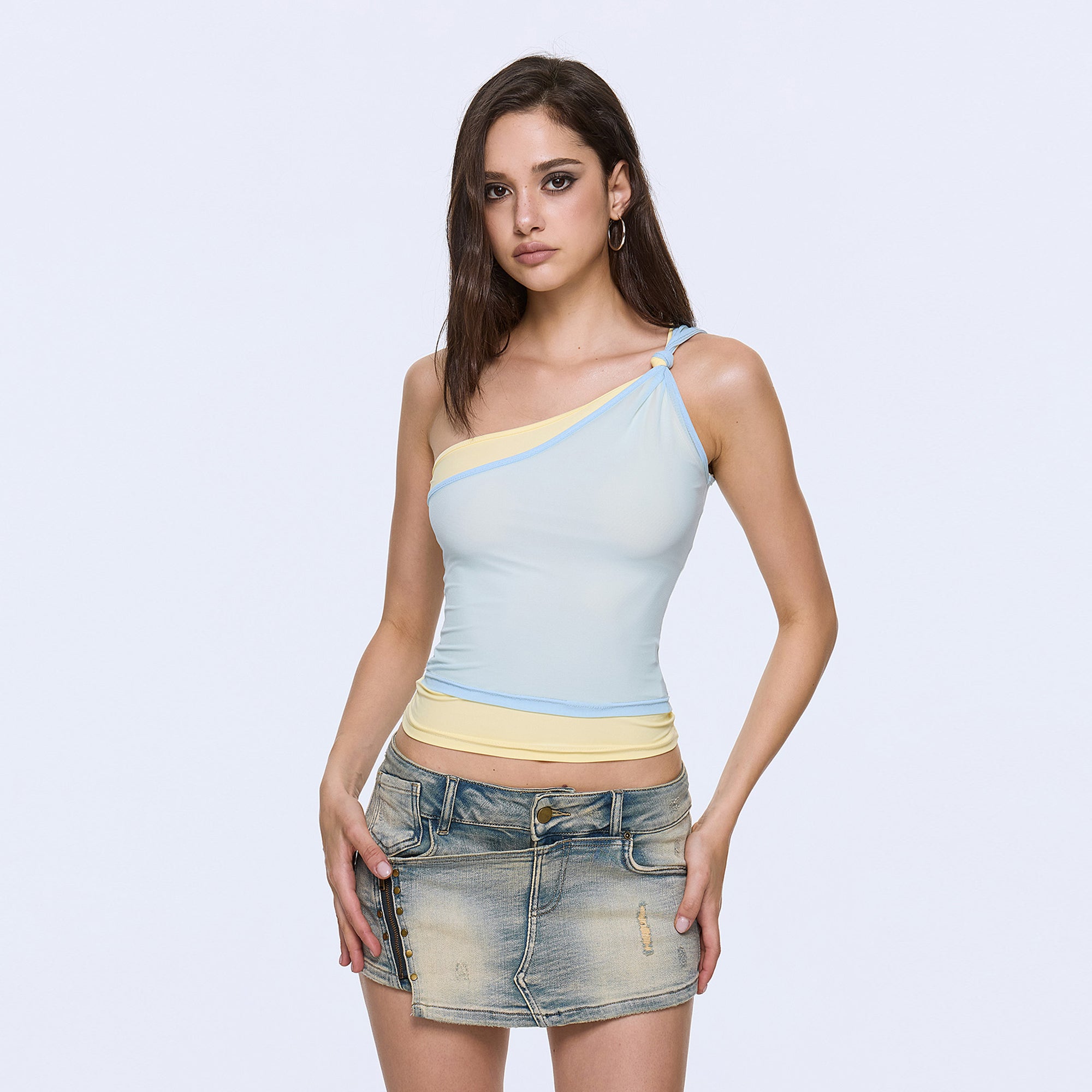 AE30 SAINT Asymmetrical Knotted Layered Tank Top