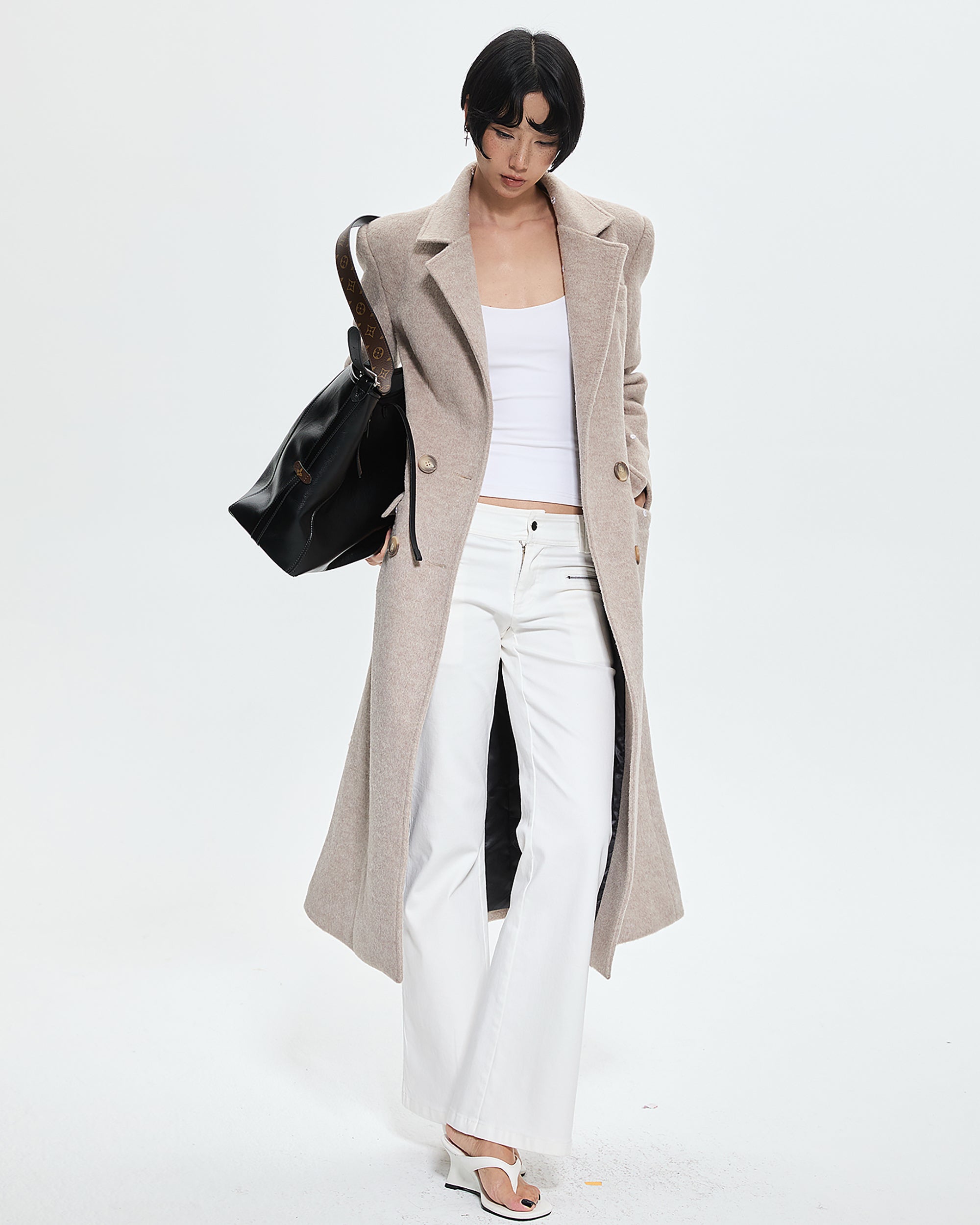 AE30 SAINT Double-Breasted Detachable Fuzzy Collar Coat