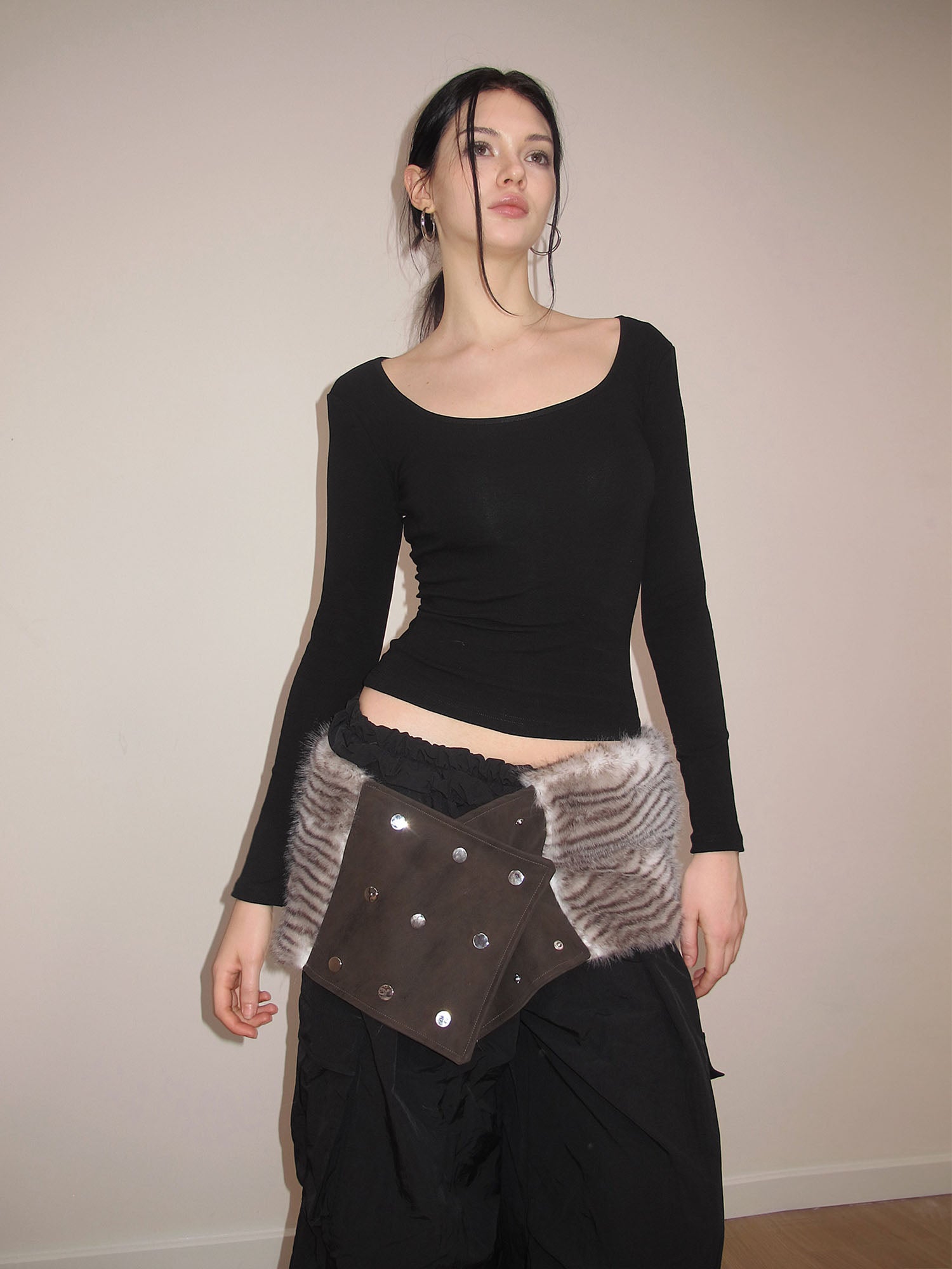 AE30 SAINT Faux Fur Snap Mini Skirt