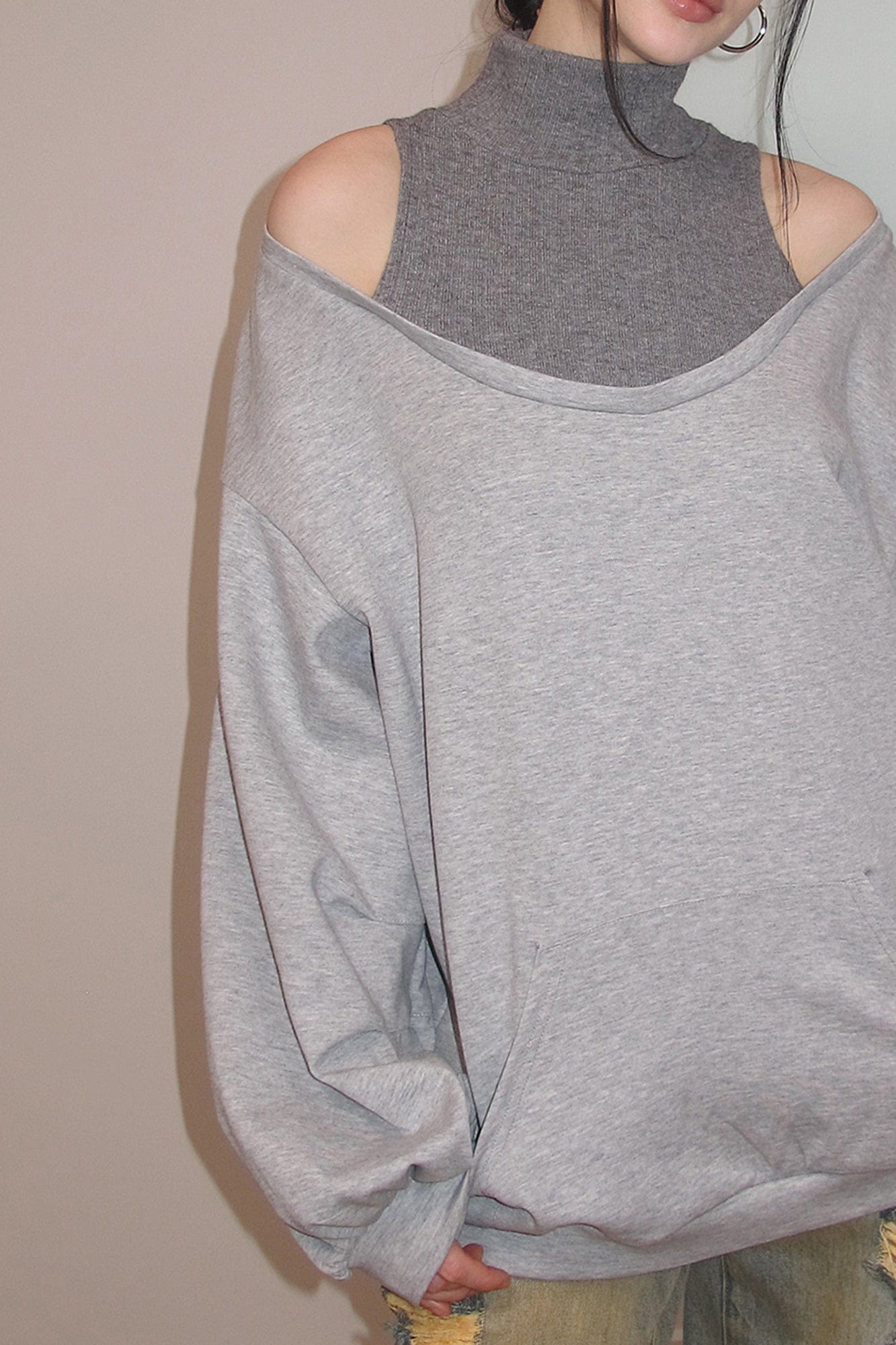 AE30 SAINT Cold Shoulder Oversized Sweatshirt