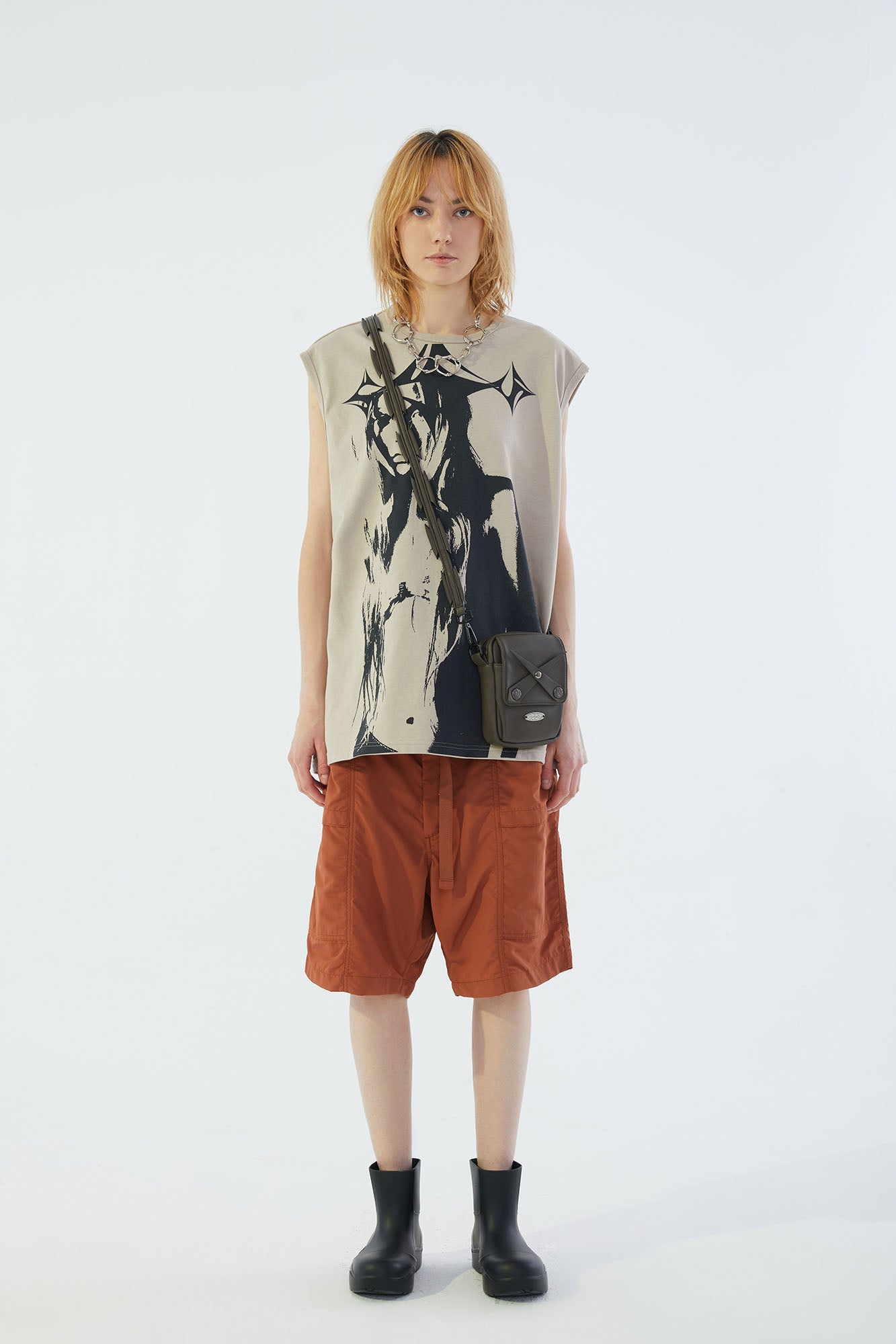 ERROR CODE ROBT Portrait Graphic Mesh Lining Sleeveless Tee