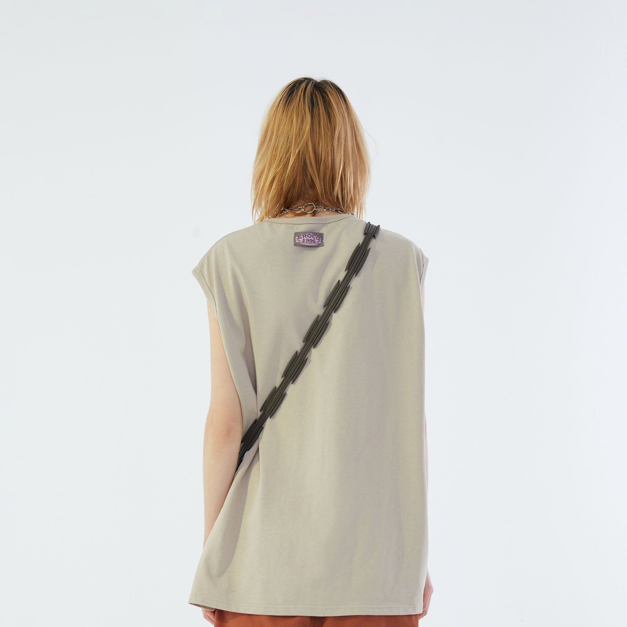 ERROR CODE ROBT Portrait Graphic Mesh Lining Sleeveless Tee