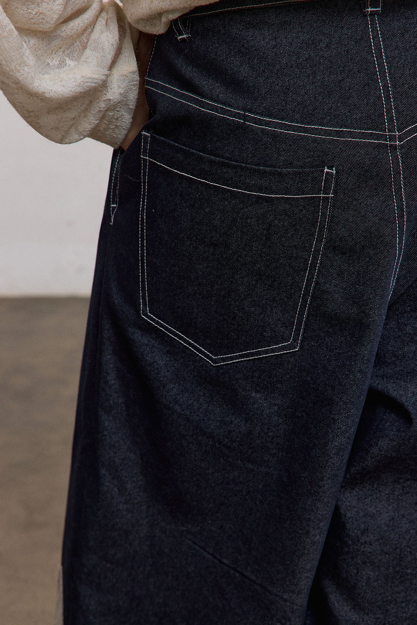 SAME FLOW Lace-Hem Denim Shorts