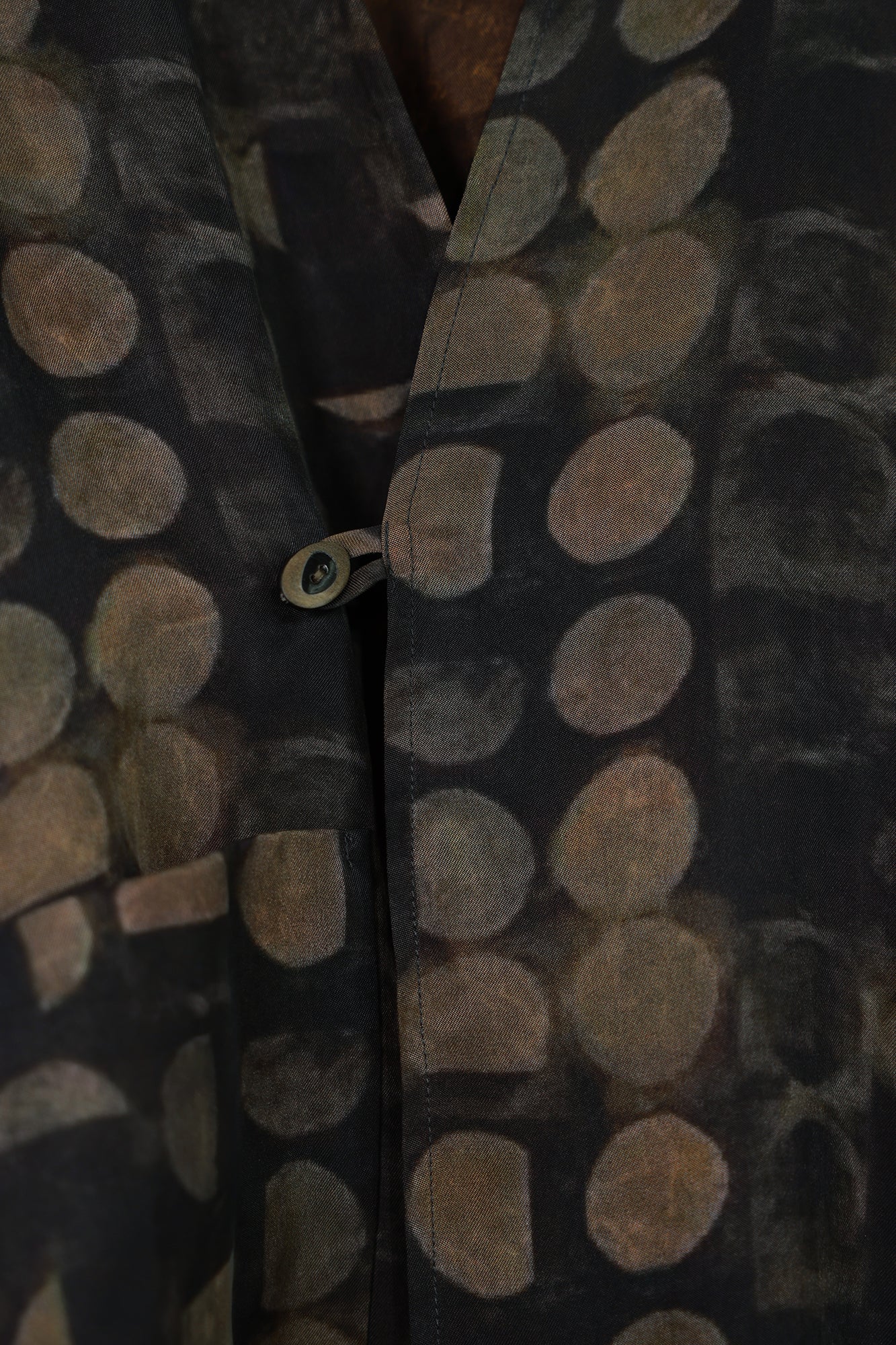 INCH LIM Asymmetric Polka-Dot Full-Print Jacket