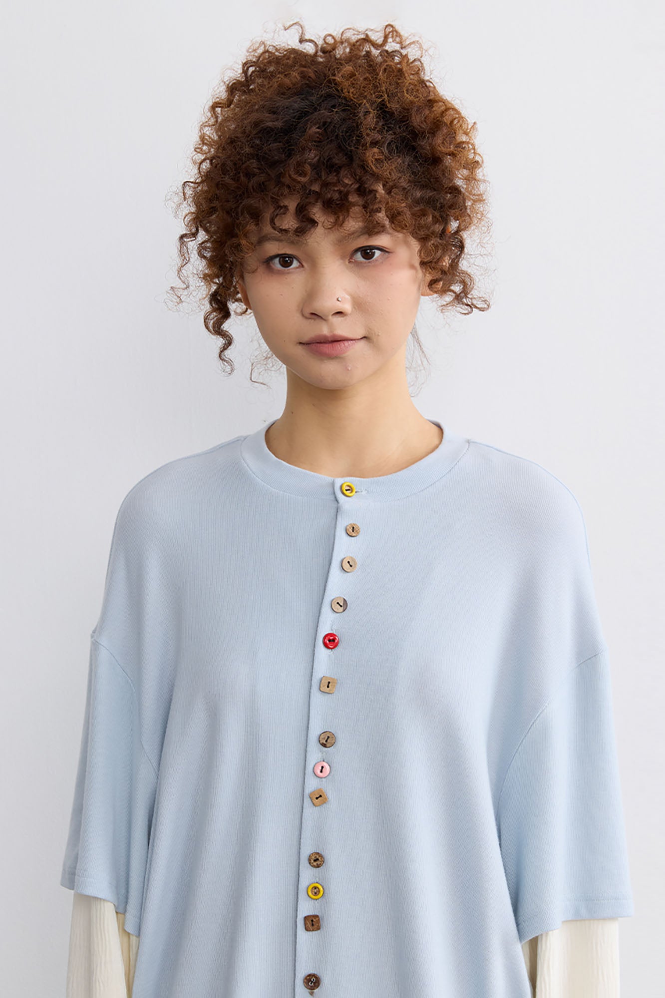 NOESE Layered Mixed-Button Long-Sleeve Tee