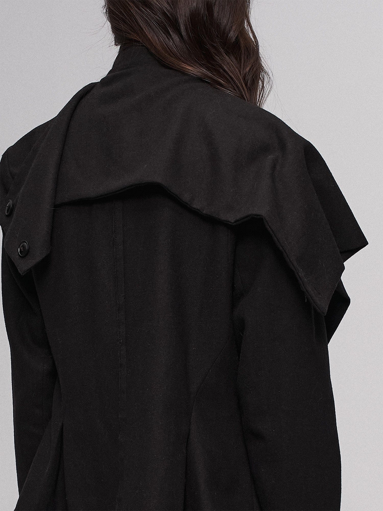 ILNya Nieternite Nifutur Layered Ruffle Wool-Blend Scarf-Wrap Coat