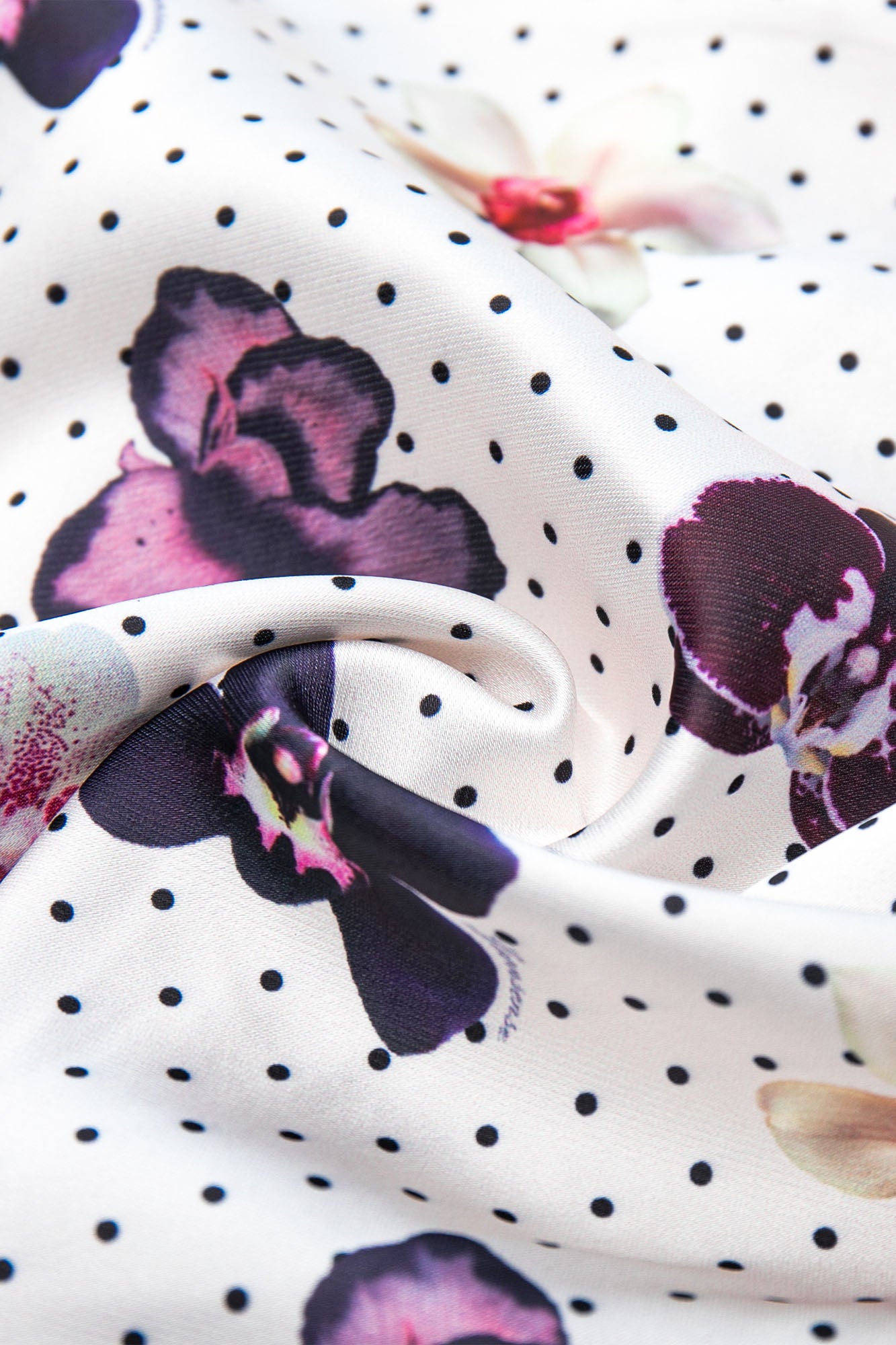 LEONSENSE Moth Orchid & Dot Mini Skirt