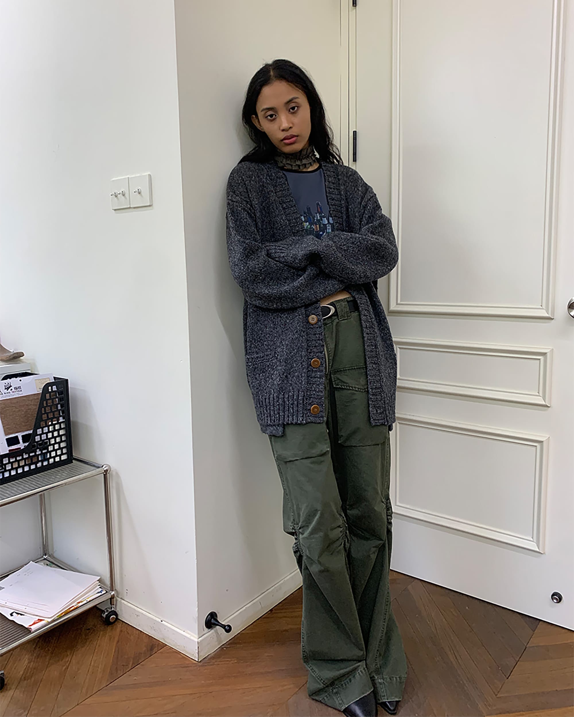 NEVERSEEZ Distressed Ruched-Knee Flared Cargo Pants