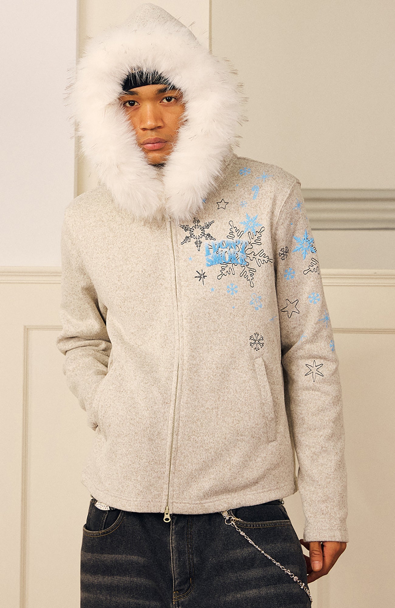 DONSMOKE Snowflake Embroidered Fleece-Lined Zip-Up Hoodie