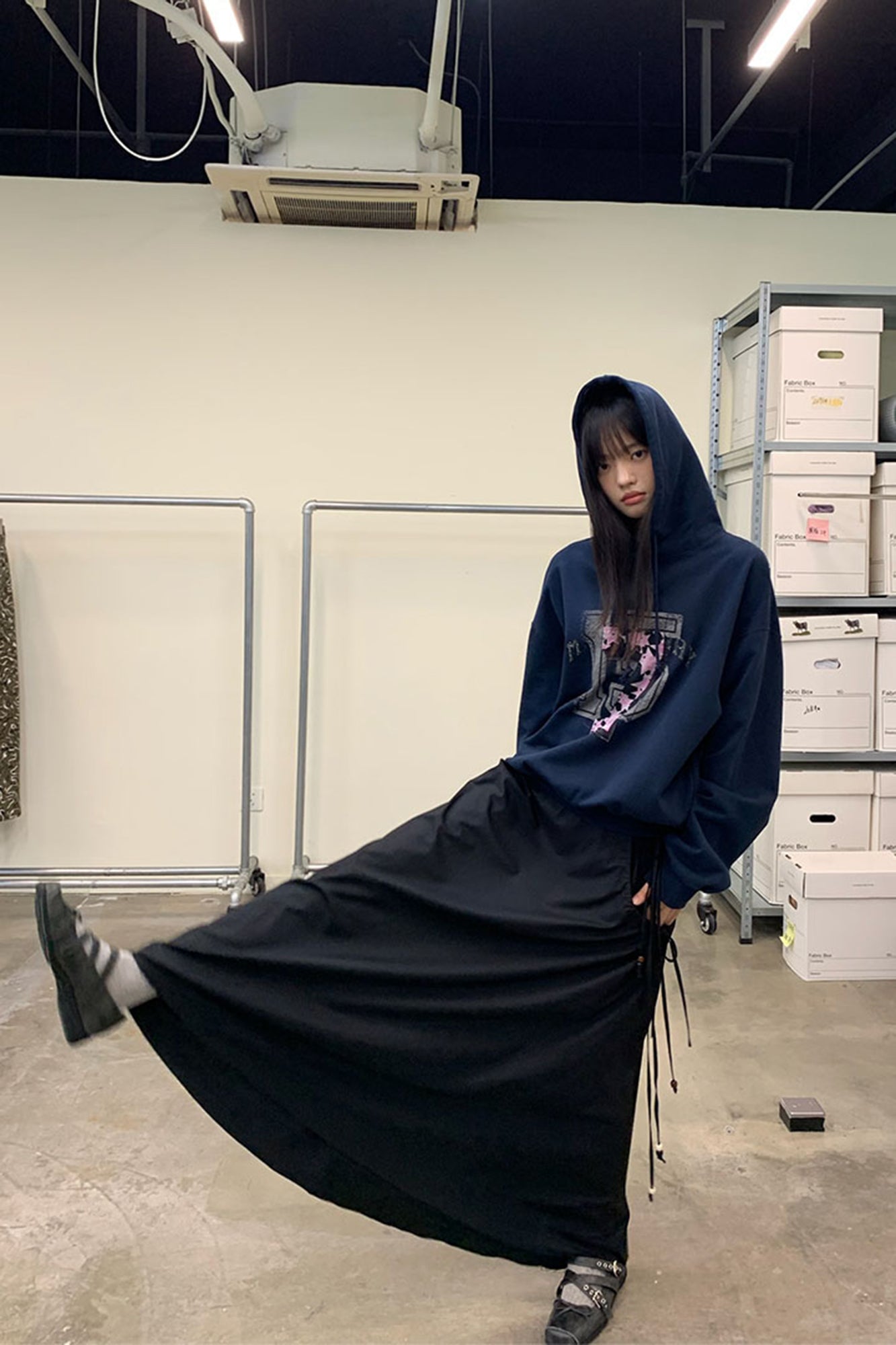 NEVERSEEZ 15 & 7 Layered Graphic Hoodie
