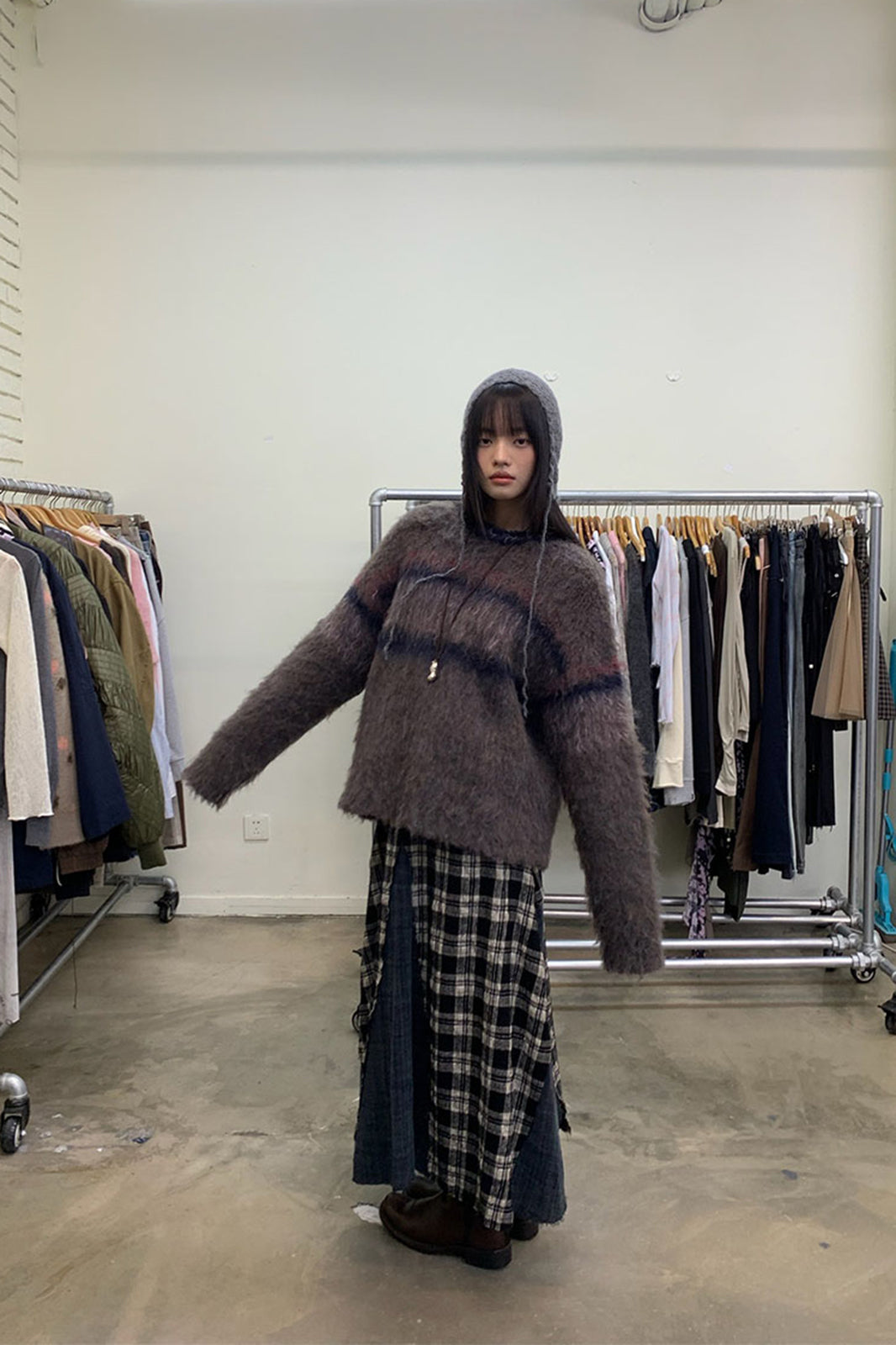 NEVERSEEZ Contrast Stripe Fuzzy Sweater