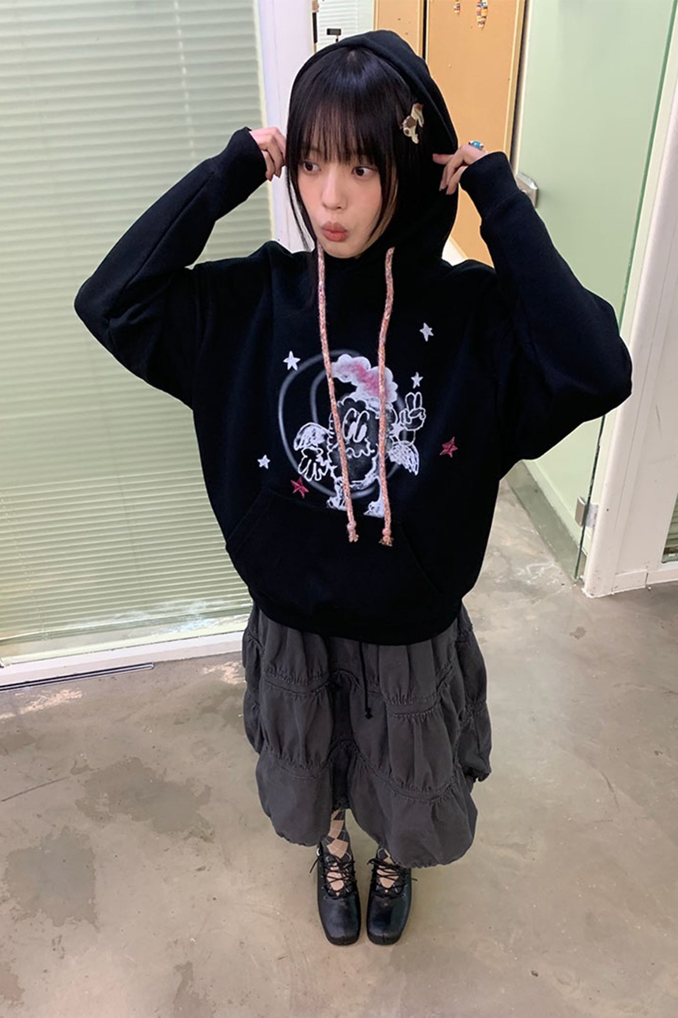 NEVERSEEZ Angel Star Cartoon Graphic Hoodie