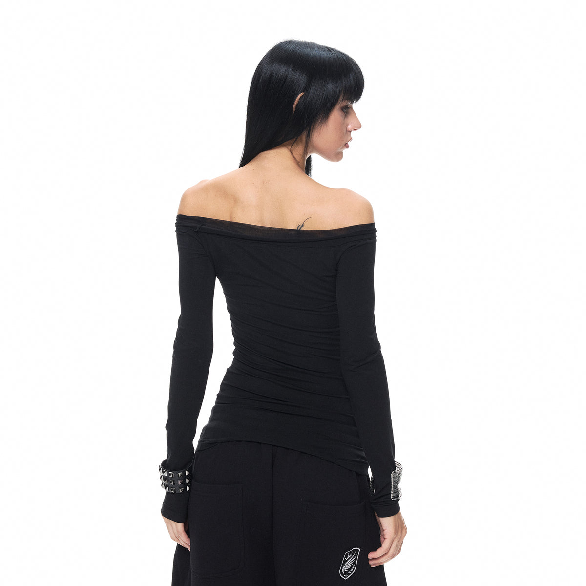 3MODE Gothic Off-Shoulder Graphic Long-Sleeve Tee