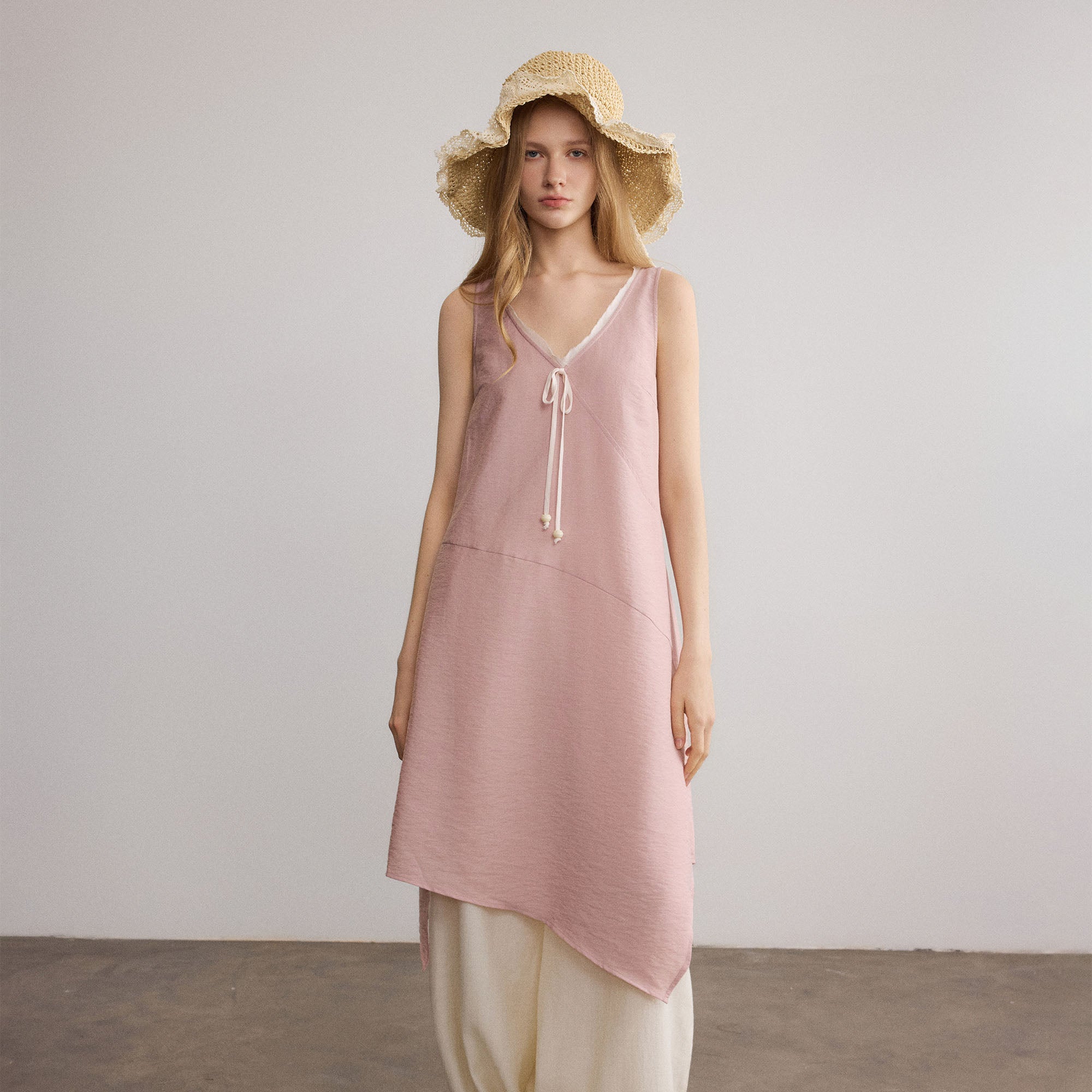 SAME FLOW Asymmetric Hem Wool-Blend V-Neck Tunic