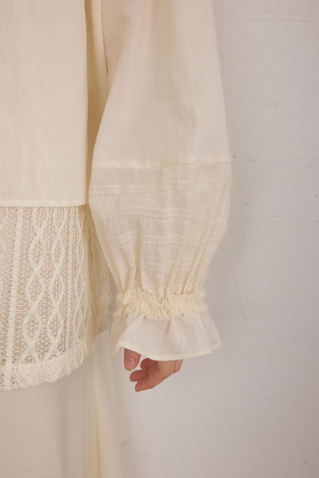 SAME FLOW Layered Lace-Panel Tie-Neck Long-Sleeve Tee