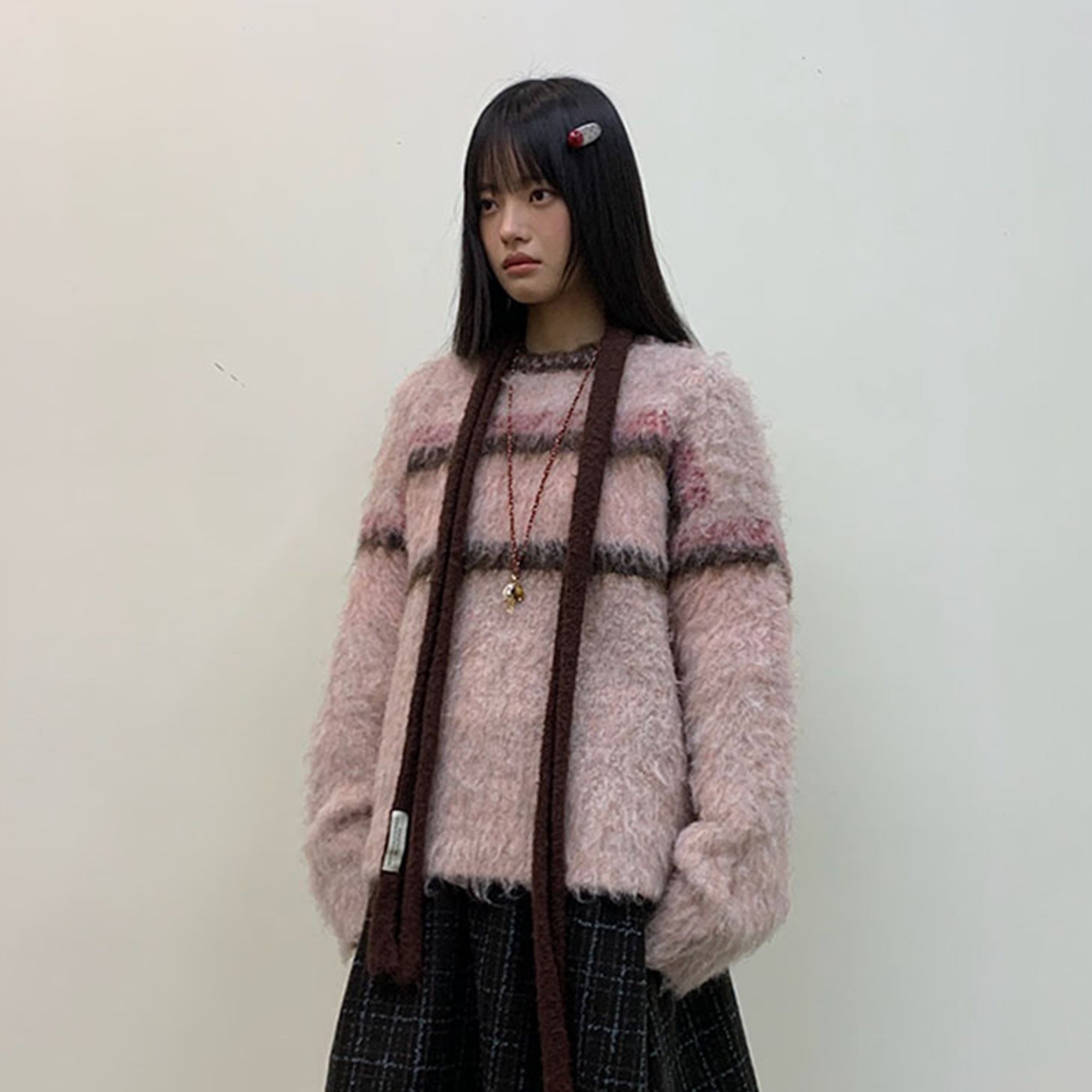NEVERSEEZ Contrast Stripe Fuzzy Sweater