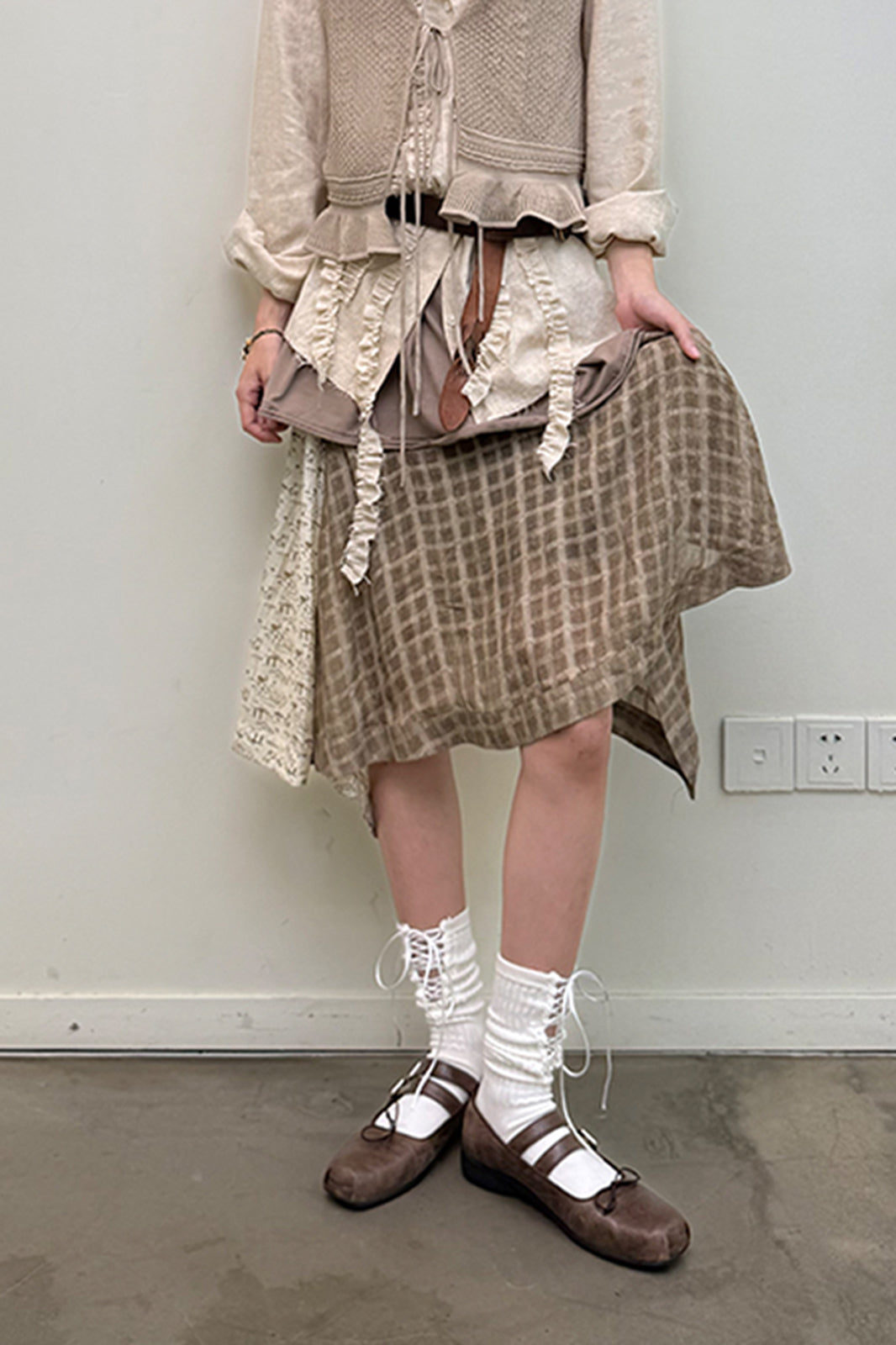 NEVERSEEZ Spliced Plaid-Toile Wrap Apron
