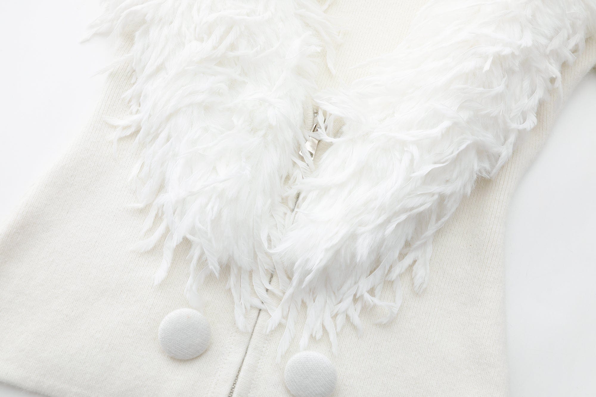 NEVER OFFEND L ANGEL Deep-V Shaggy Trim Zip-Up Cropped Cardigan