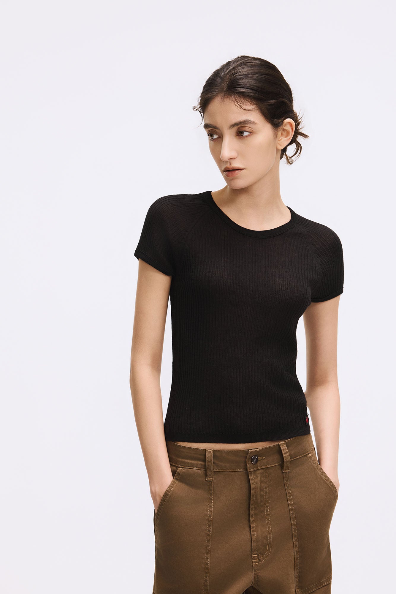 ARTIFICIAL WORLD Ribbed Slim Cropped T-Shirt