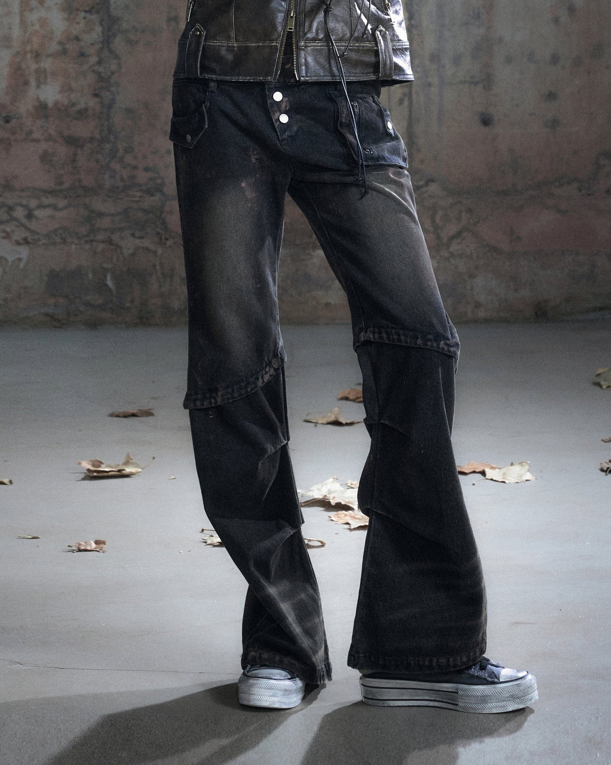 CESTNOUS Asymmetric Double-Waist Panel Jeans