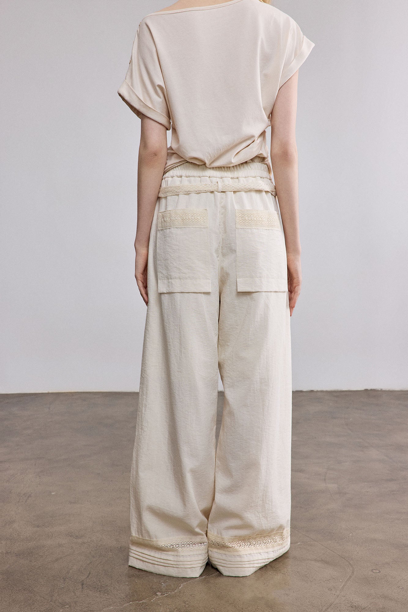 SAME FLOW Lace-Trim Wide-Leg Pants