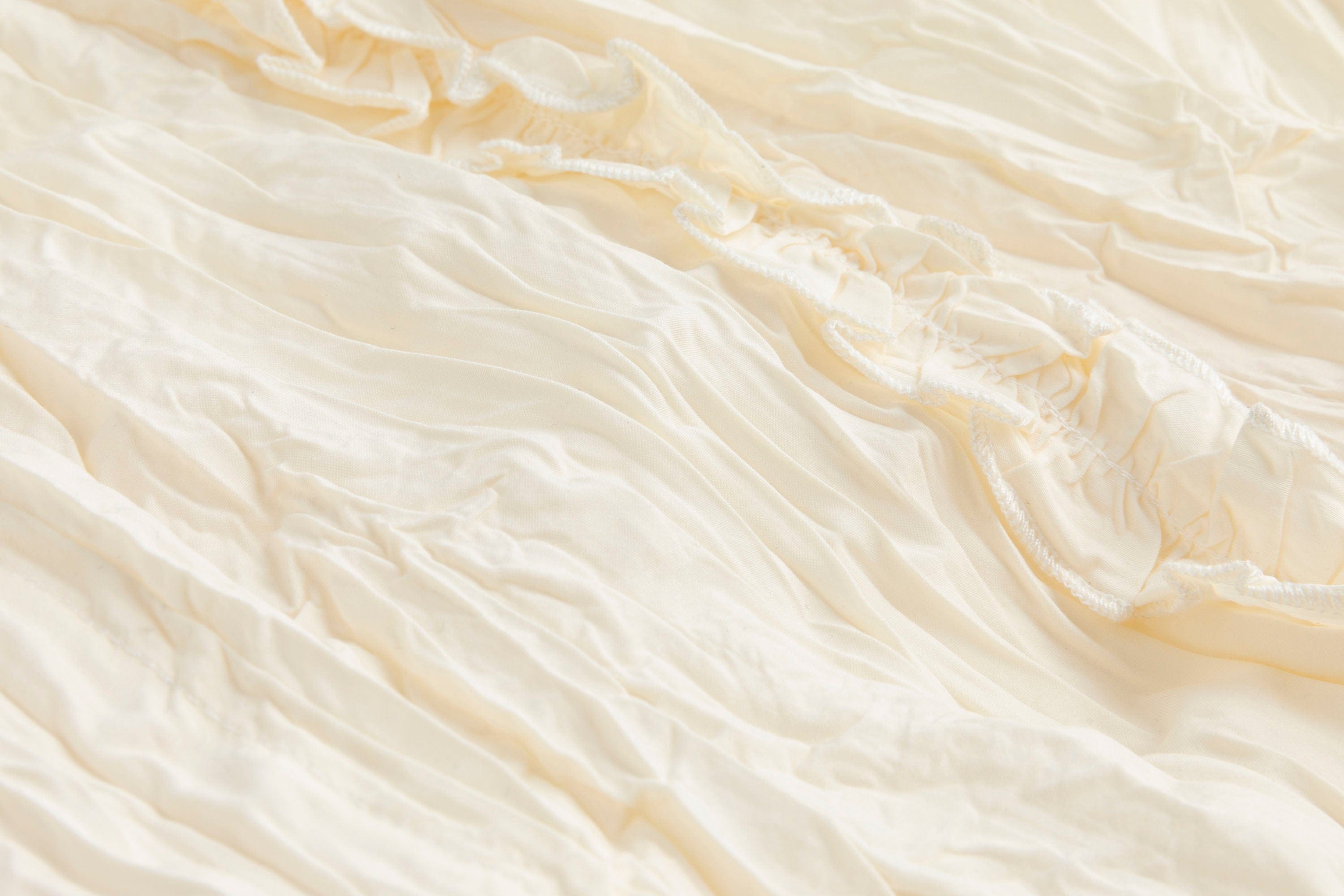 CESTNOUS Ruched Ruffle Spliced Shirt