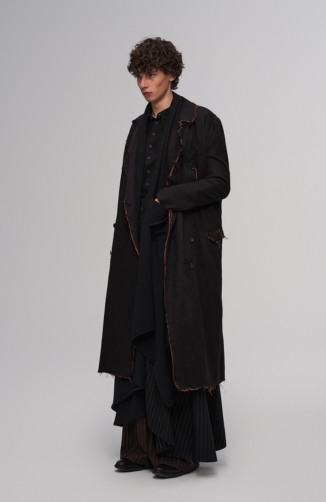 ILNya Nieternite Nifutur Raw-Edge Wool-Blend Longline Coat
