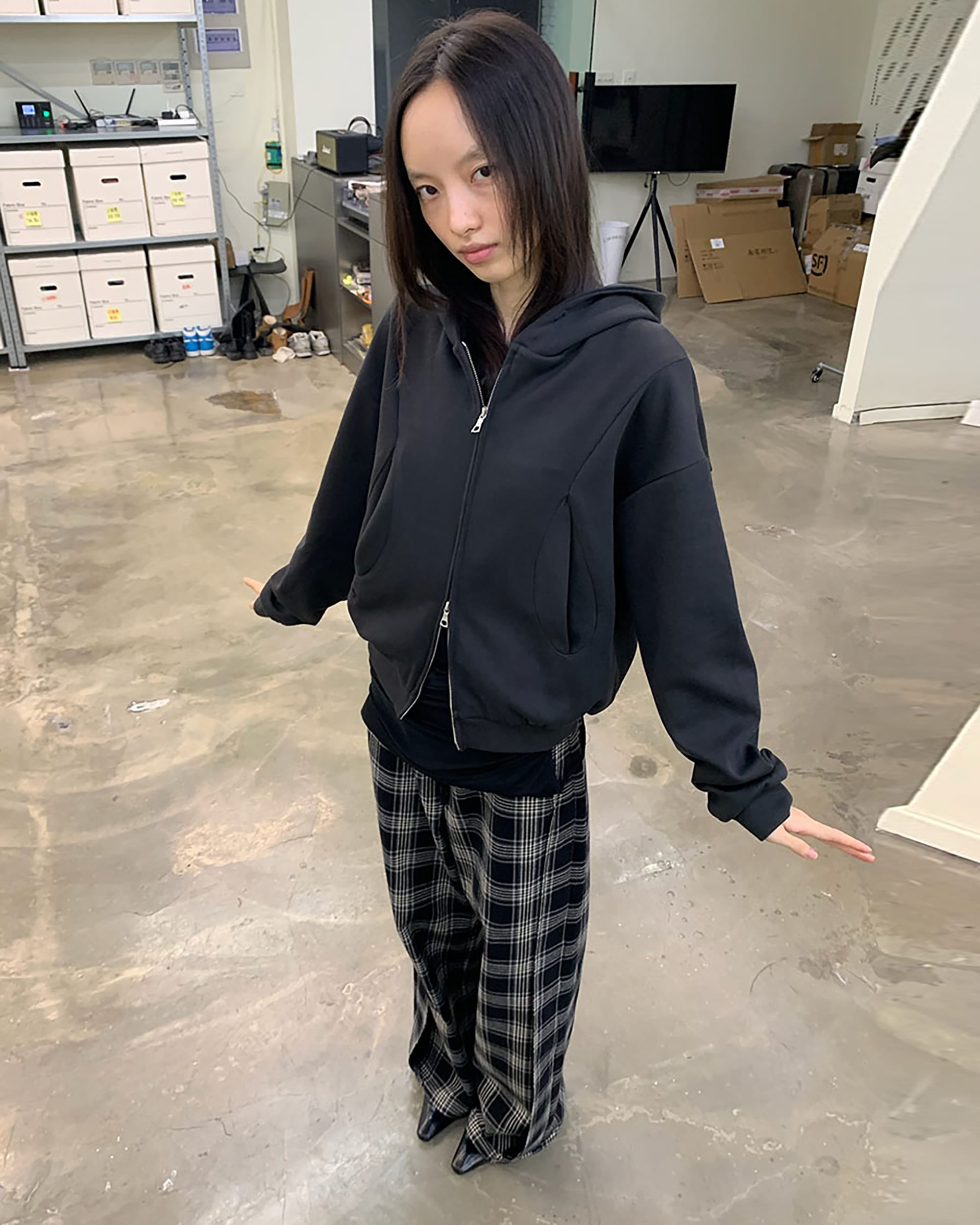NEVERSEEZ Plaid Ribbed Waist Straight-Leg Pants