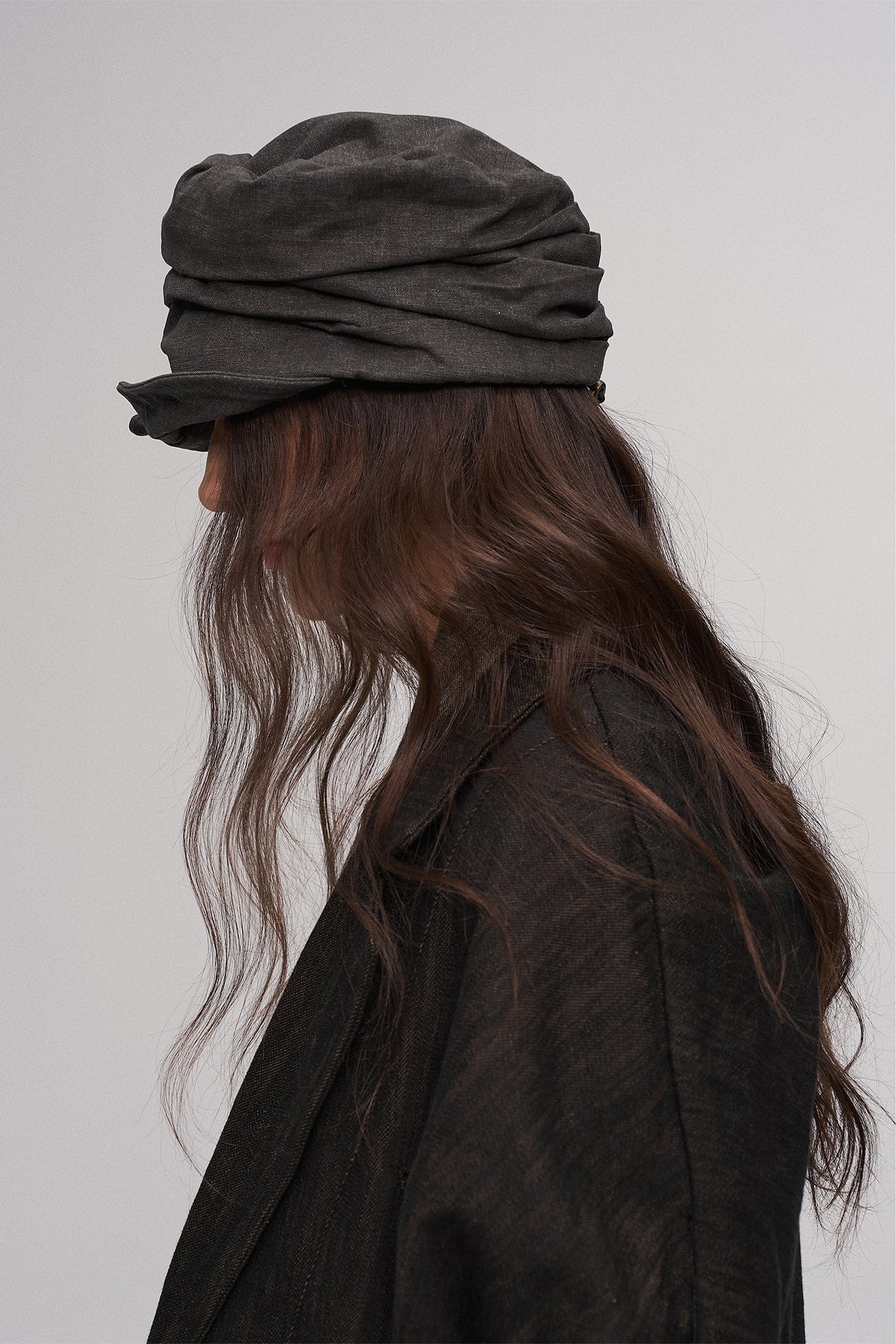 ILNya Nieternite Nifutur Layered Slouchy Newsboy Hat