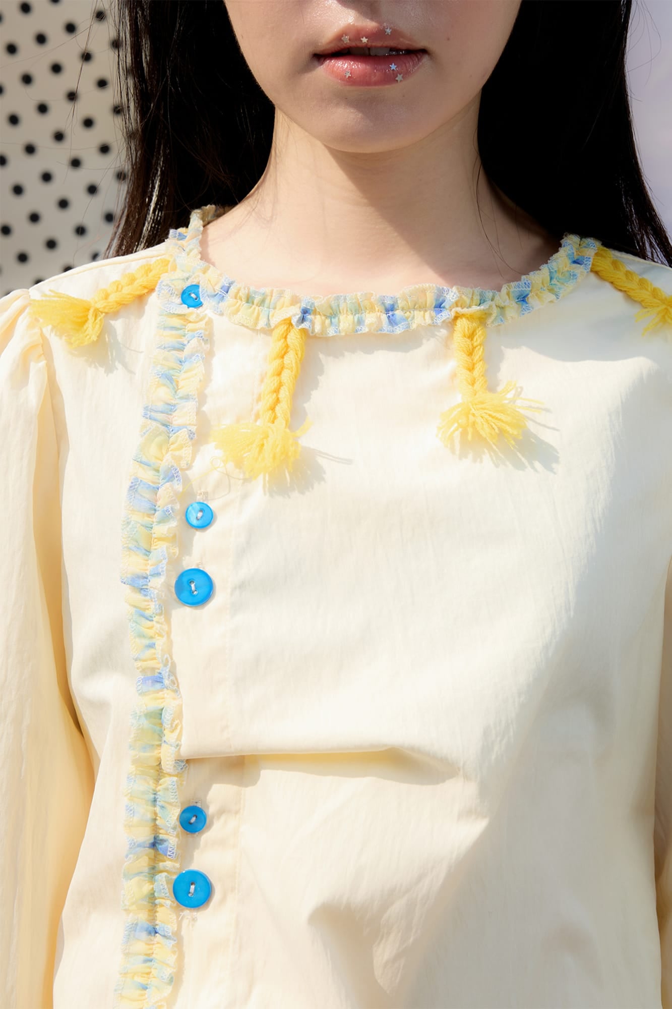 UNSOCIAL NIGHT Asymmetric Tassel-Trim Button Blouse