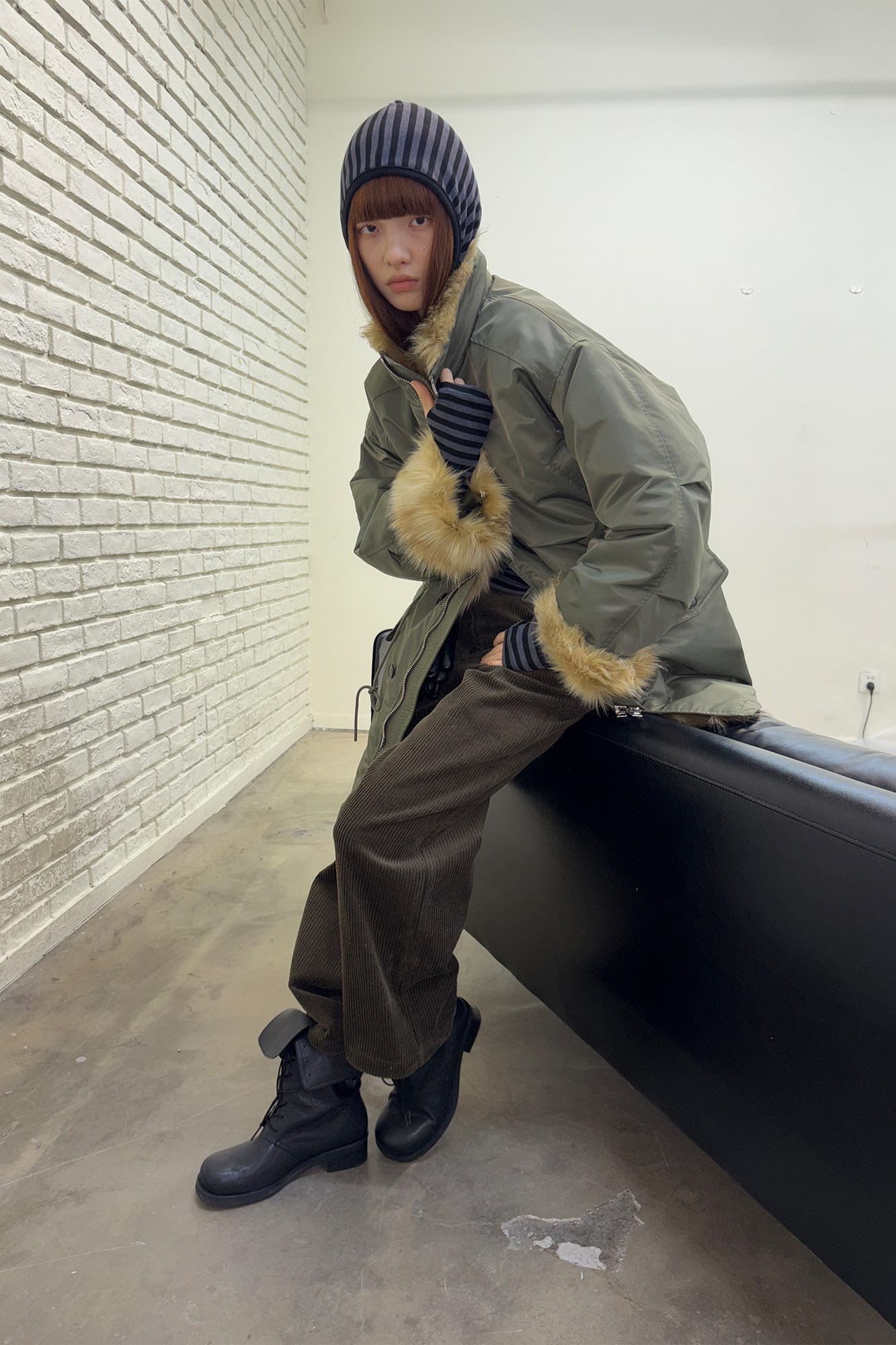 NEVERSEEZ Button-Fly Corduroy Pants