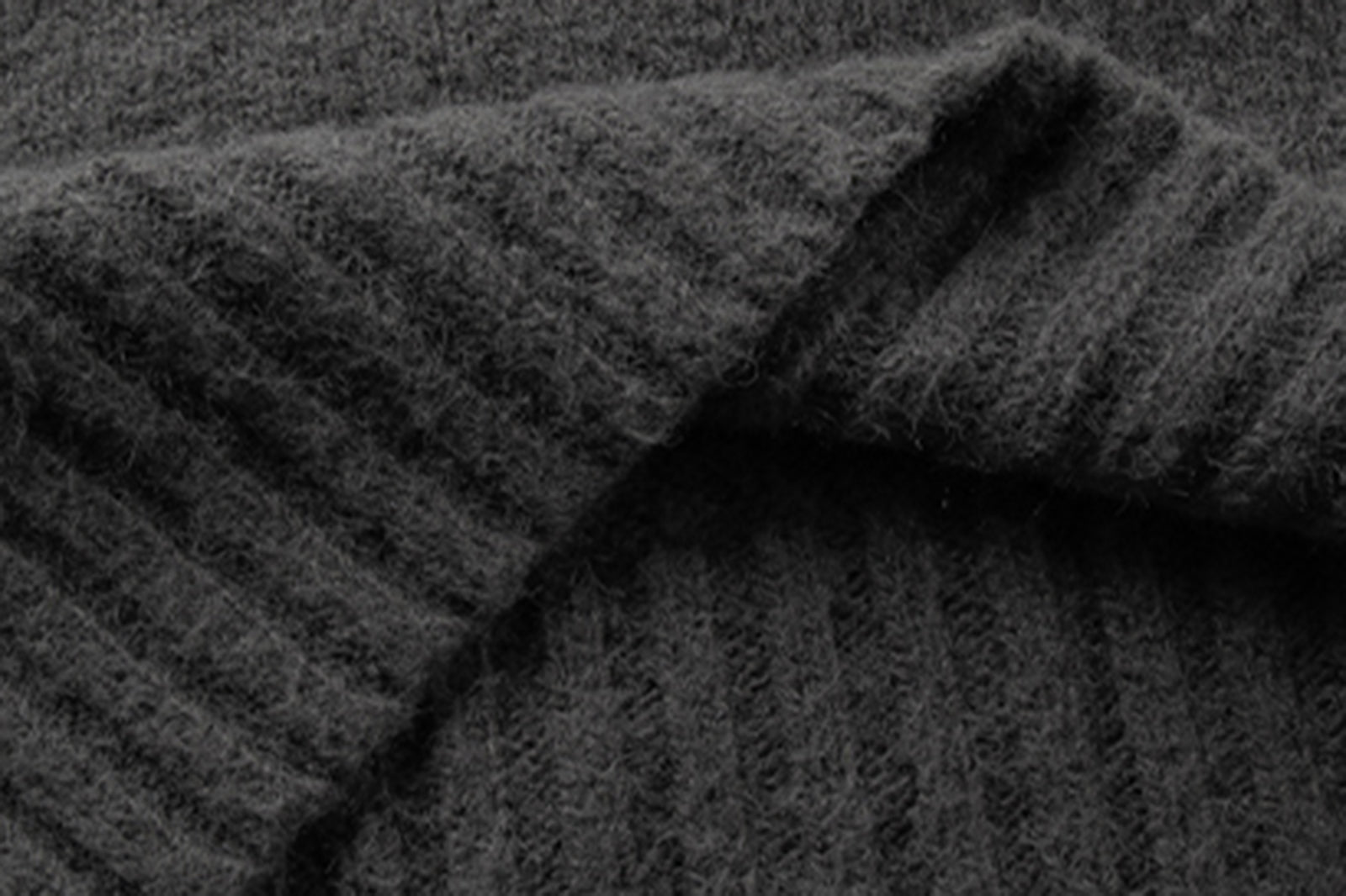 AE30 SAINT Star Jacquard Off-Shoulder Oversized Sweater