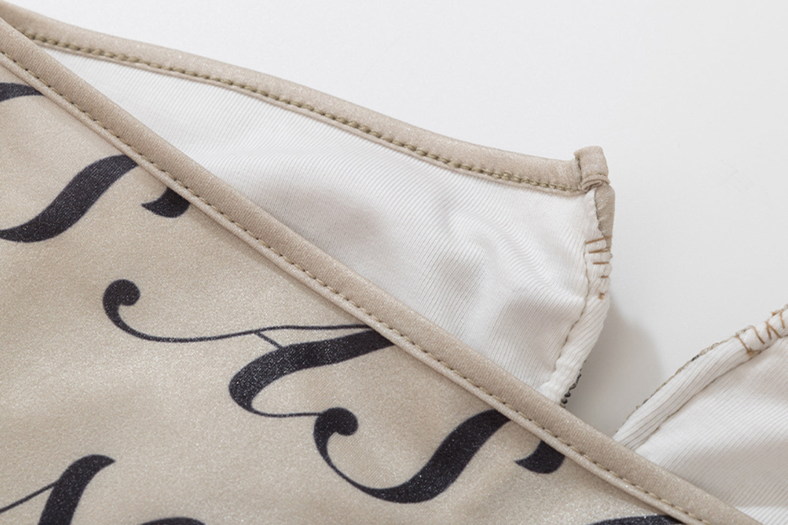 AE30 SAINT Keyhole Tube Top