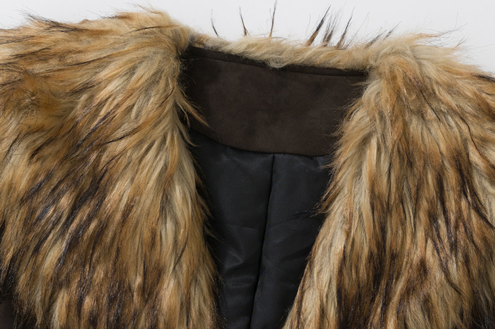 AE30 SAINT Faux Fur Trimmed V-Neck Jacket