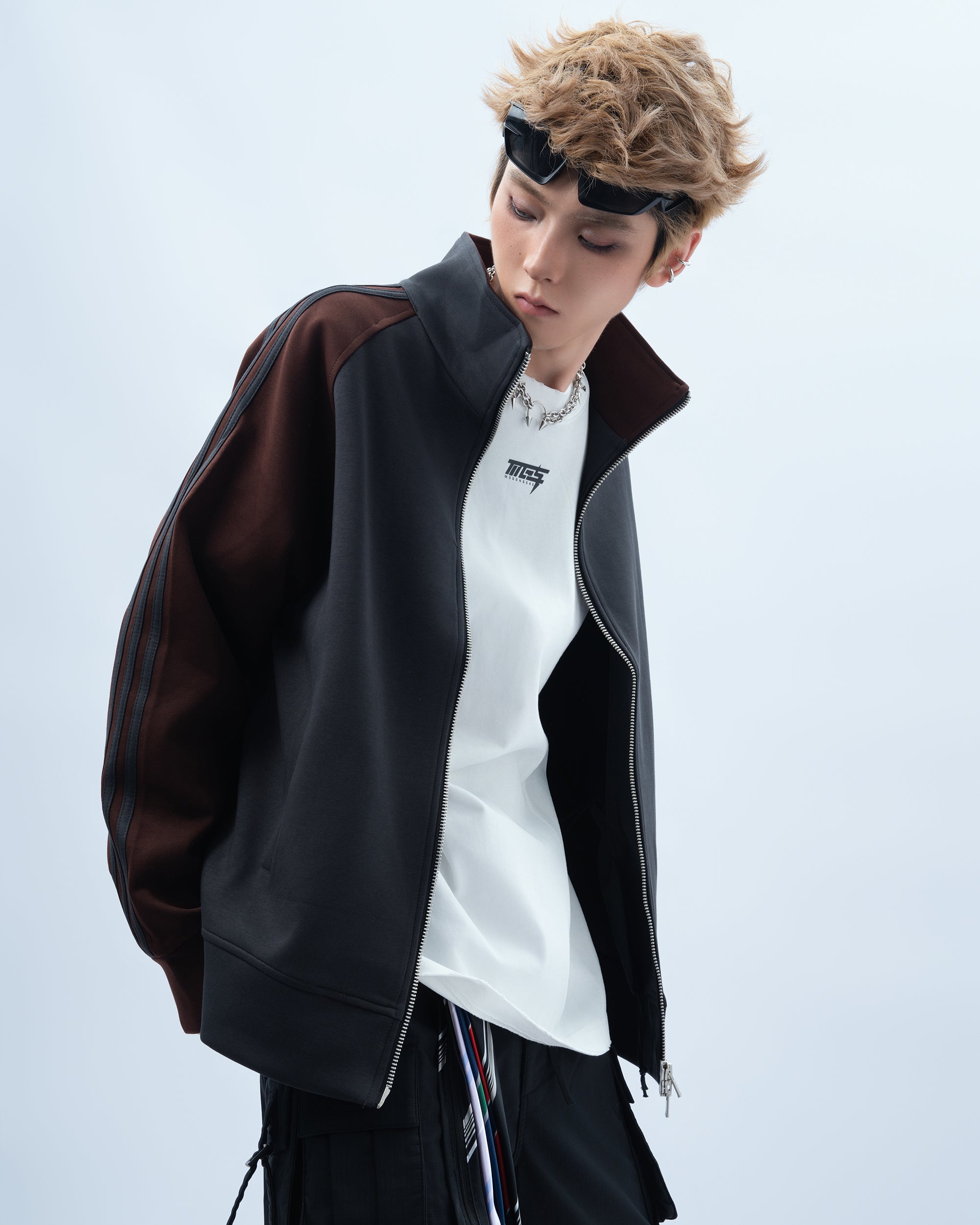 MOGONGSHE Contrast Paneled Raglan Track Jacket