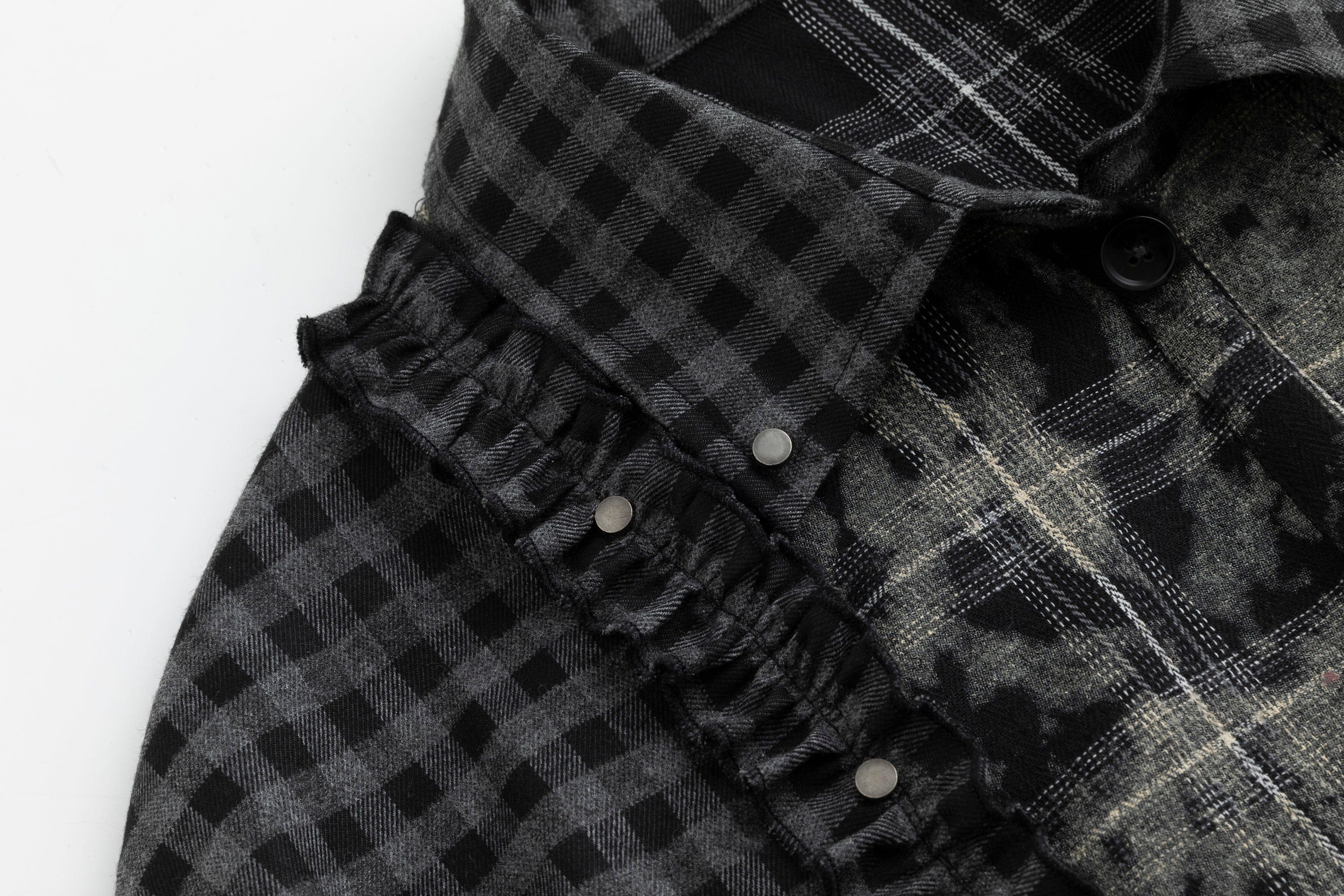 CESTNOUS Ruched Ruffle Spliced Shirt