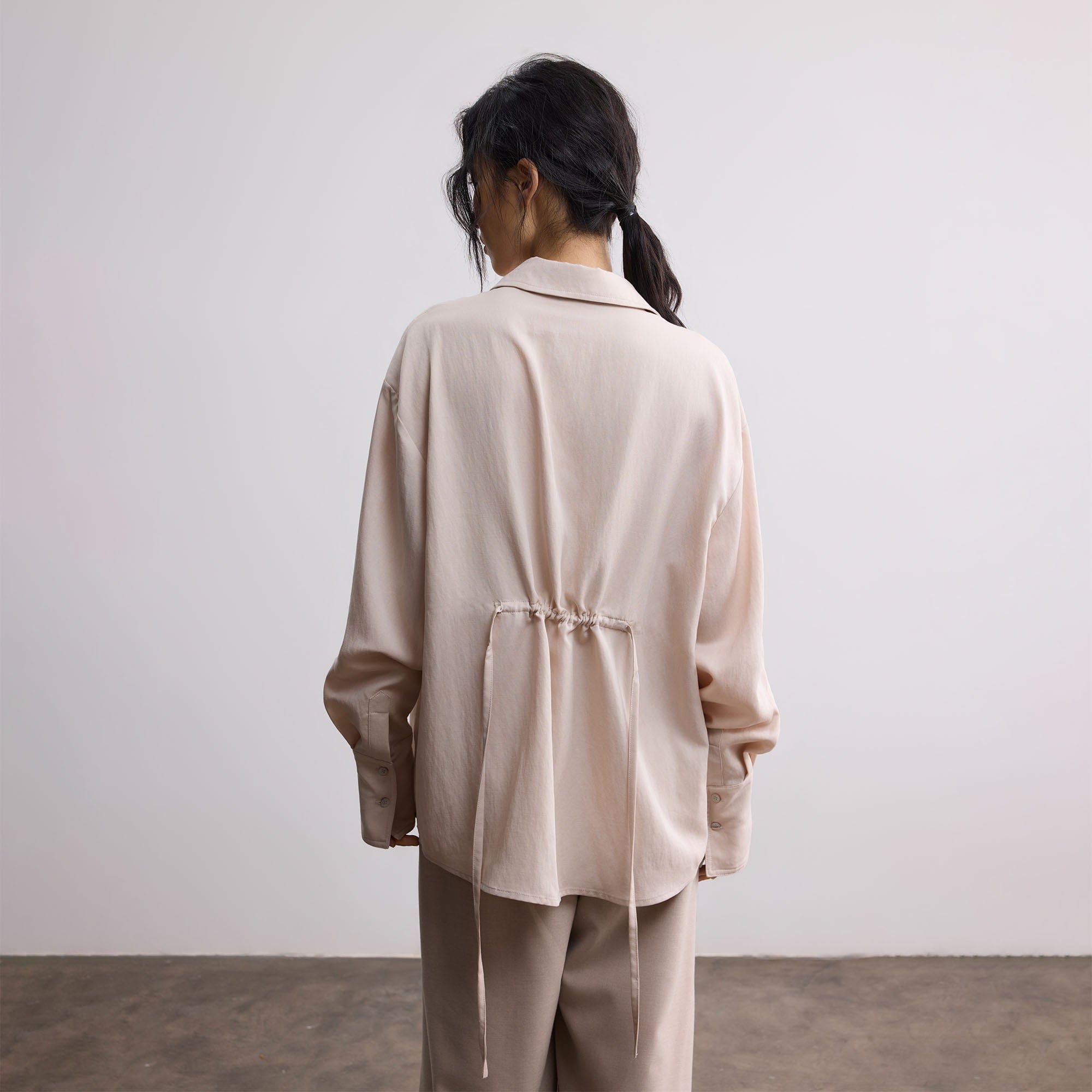 SAME FLOW Floral Embroidered Back-Drawstring Shirt