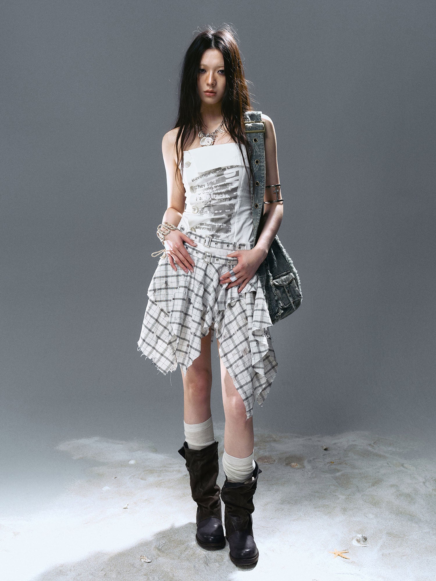 CESTNOUS Plaid Panel Graffiti Ruched Tube Dress