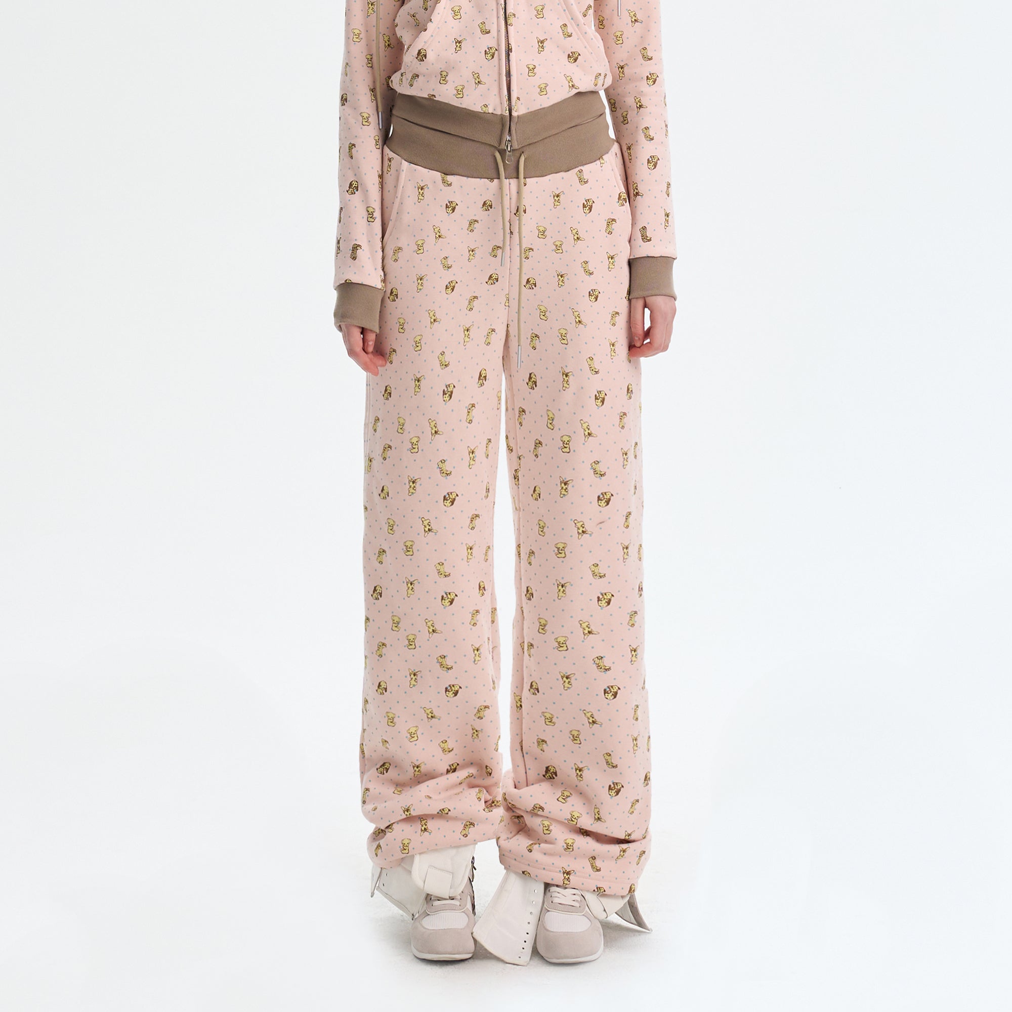 THE NEVERMORE Contrast-Waist Puppy Full-Print Sweatpants