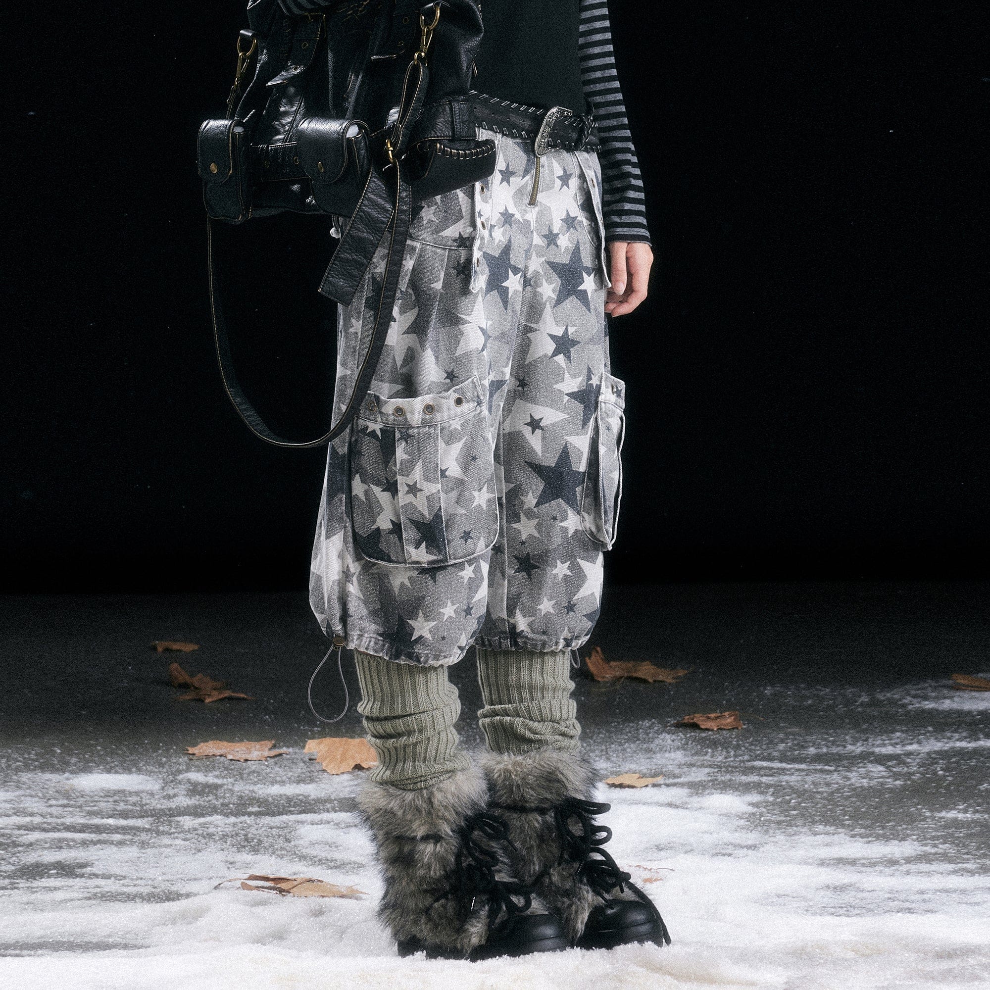 CESTNOUS Washed Star Camo Multi-Pocket Cropped Pants