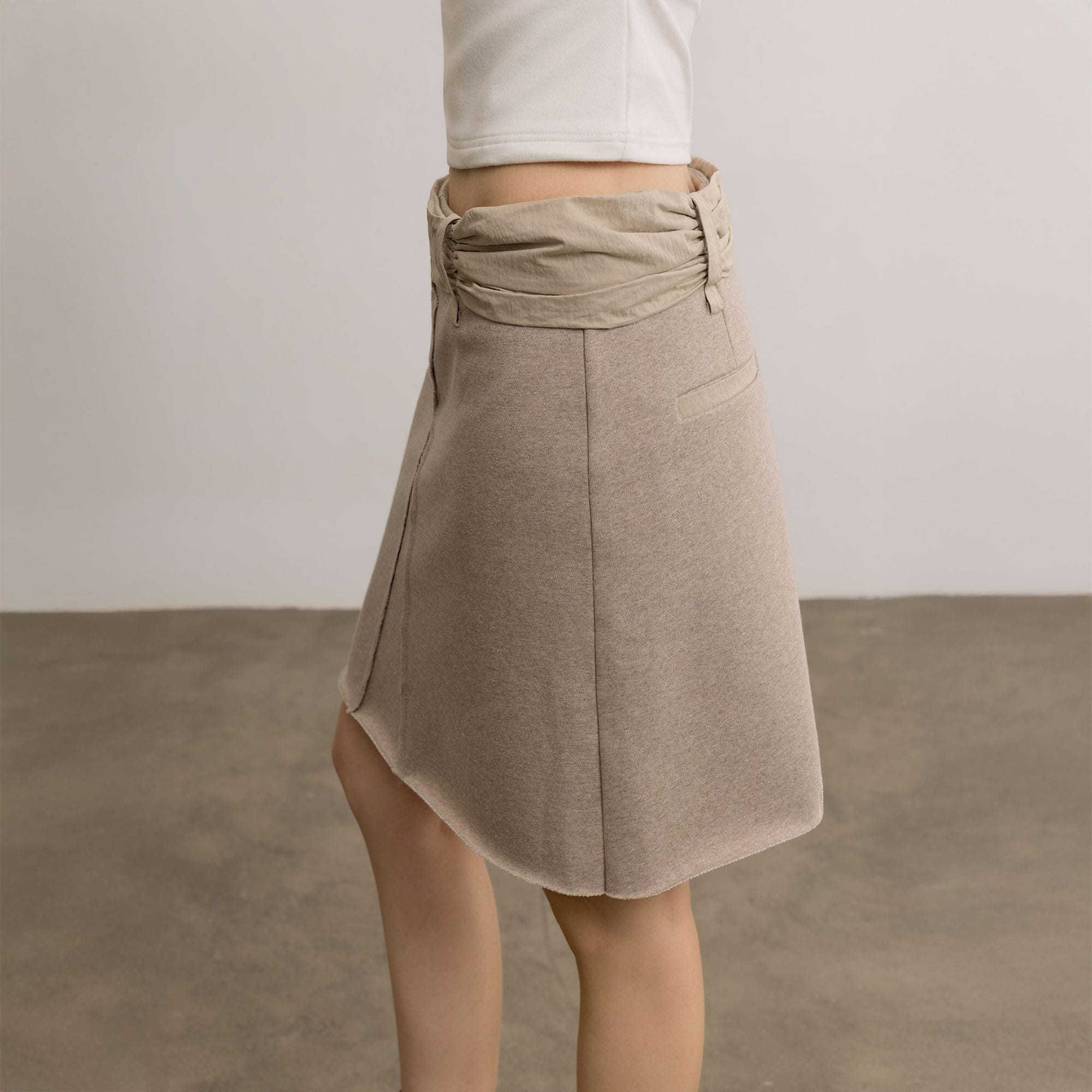 SAME FLOW Ruched Waistband Raw-Edge Pencil Skirt