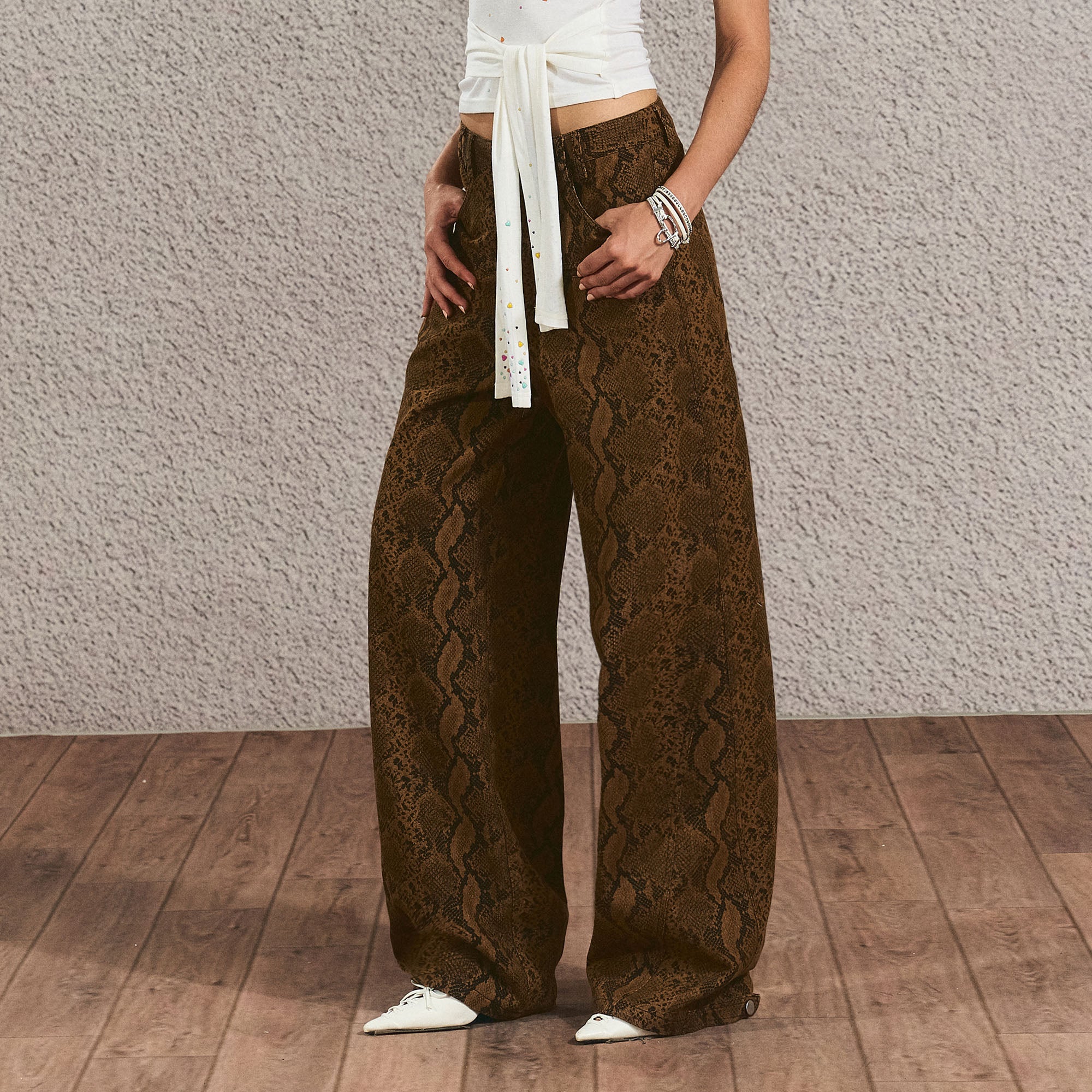 THE NEVERMORE Serpentine Buckled Wide-Leg Pants