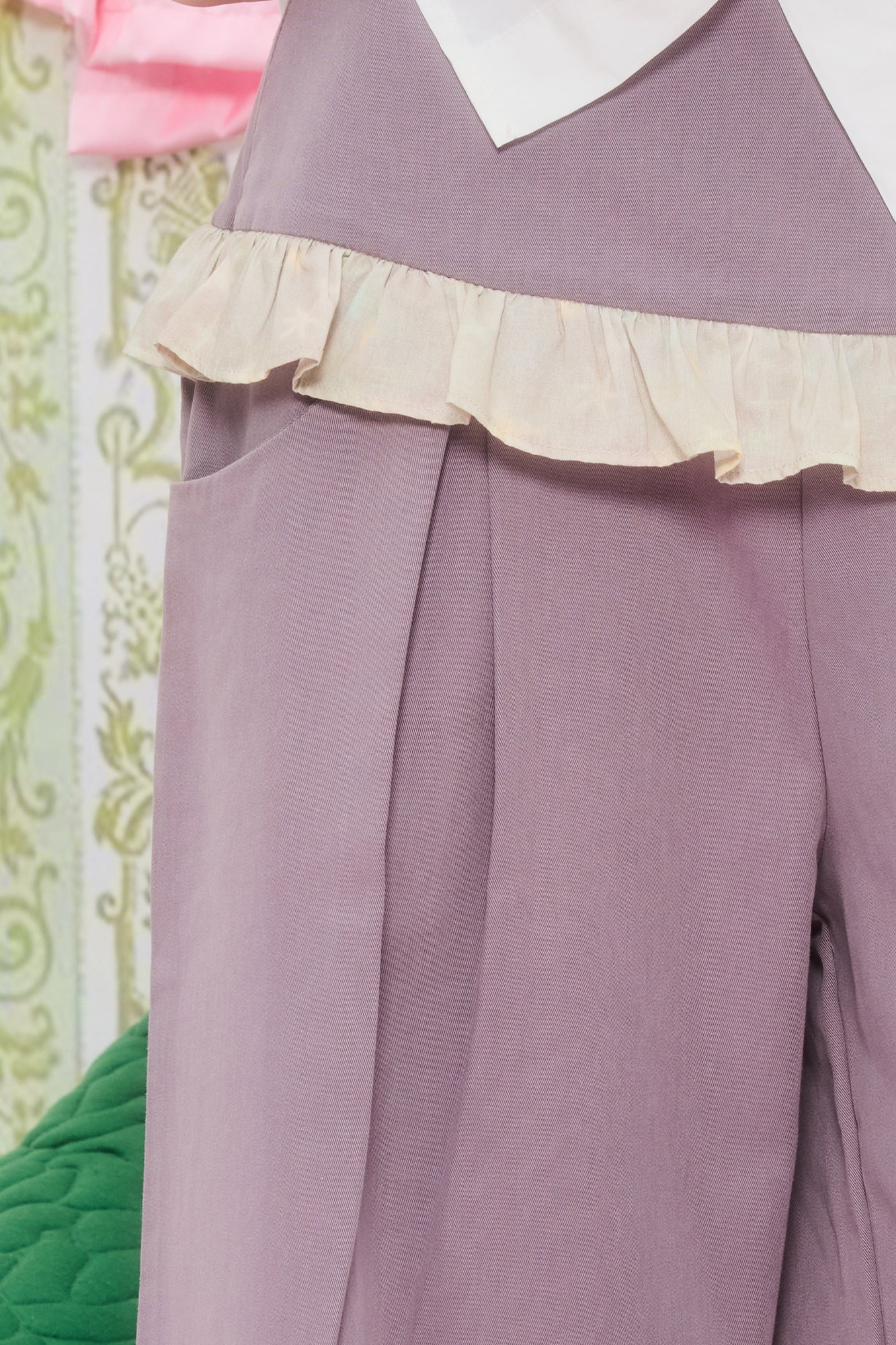 UNSOCIAL NIGHT Ruffle Trim Cargo Culottes