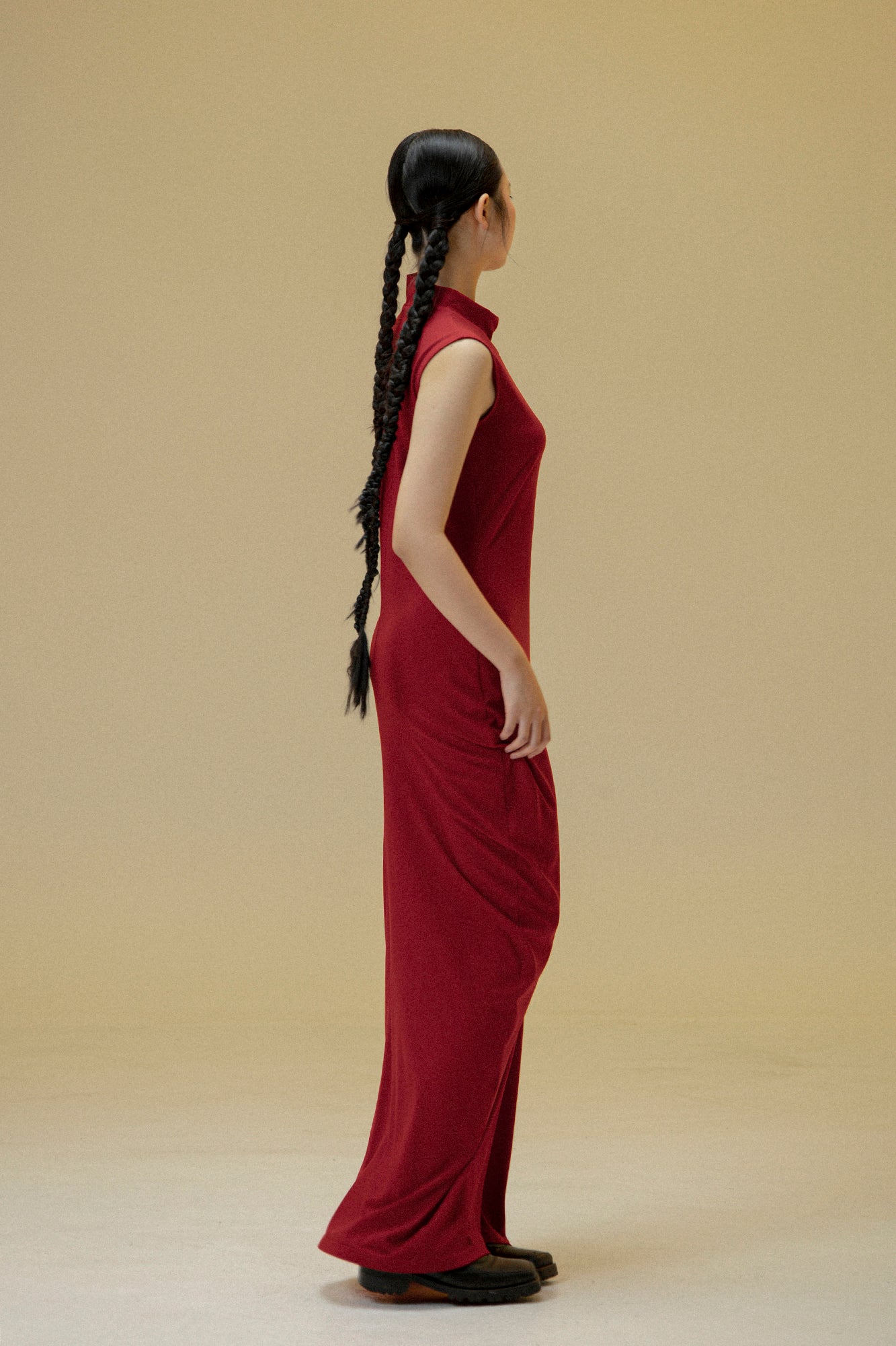WUHEYIZUO Sleeveless Mock Neck Cocoon Maxi Dress