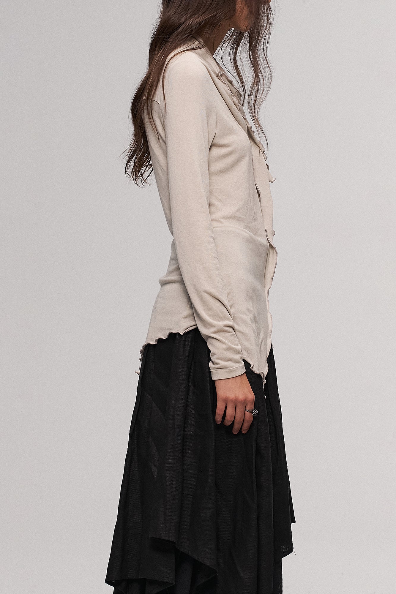 ILNya Nieternite Nifutur Asymmetrical Ruffle Wool-Blend Long Sleeve Tee