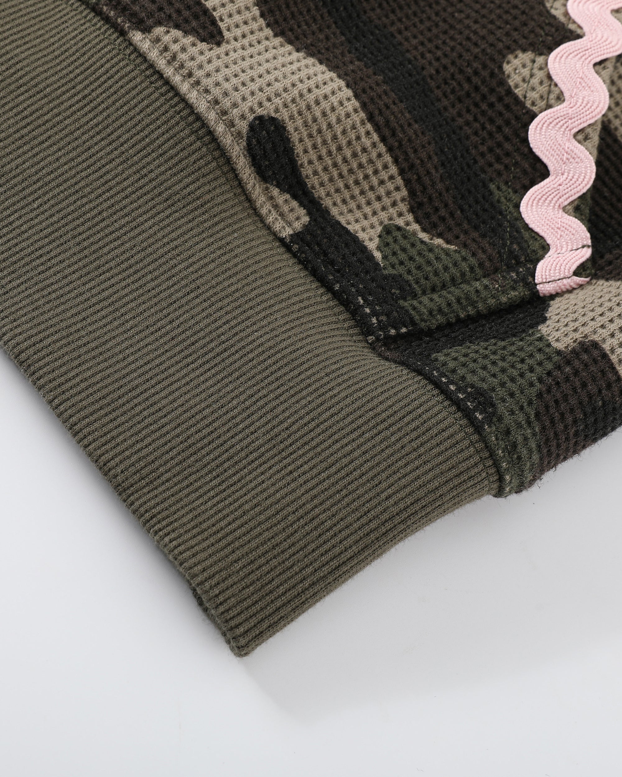 DONSMOKE Camo Wave Trim Waffle Zip-Up Hoodie